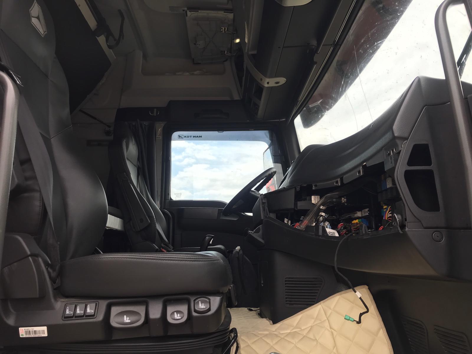 SITRAK C7H 4x2 Седельный тягач 2023 г. - фото 12