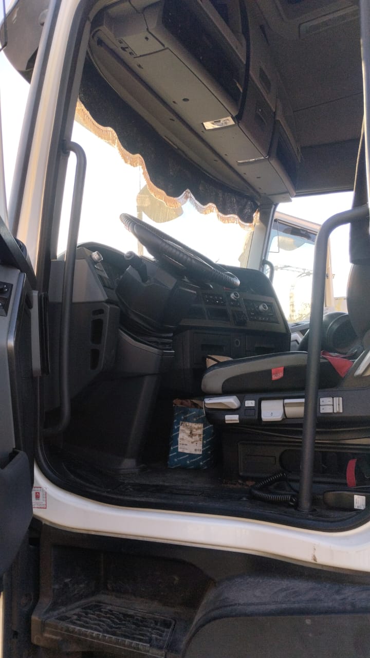 Renault T 4x2 Седельный тягач 2017 г. - фото 9