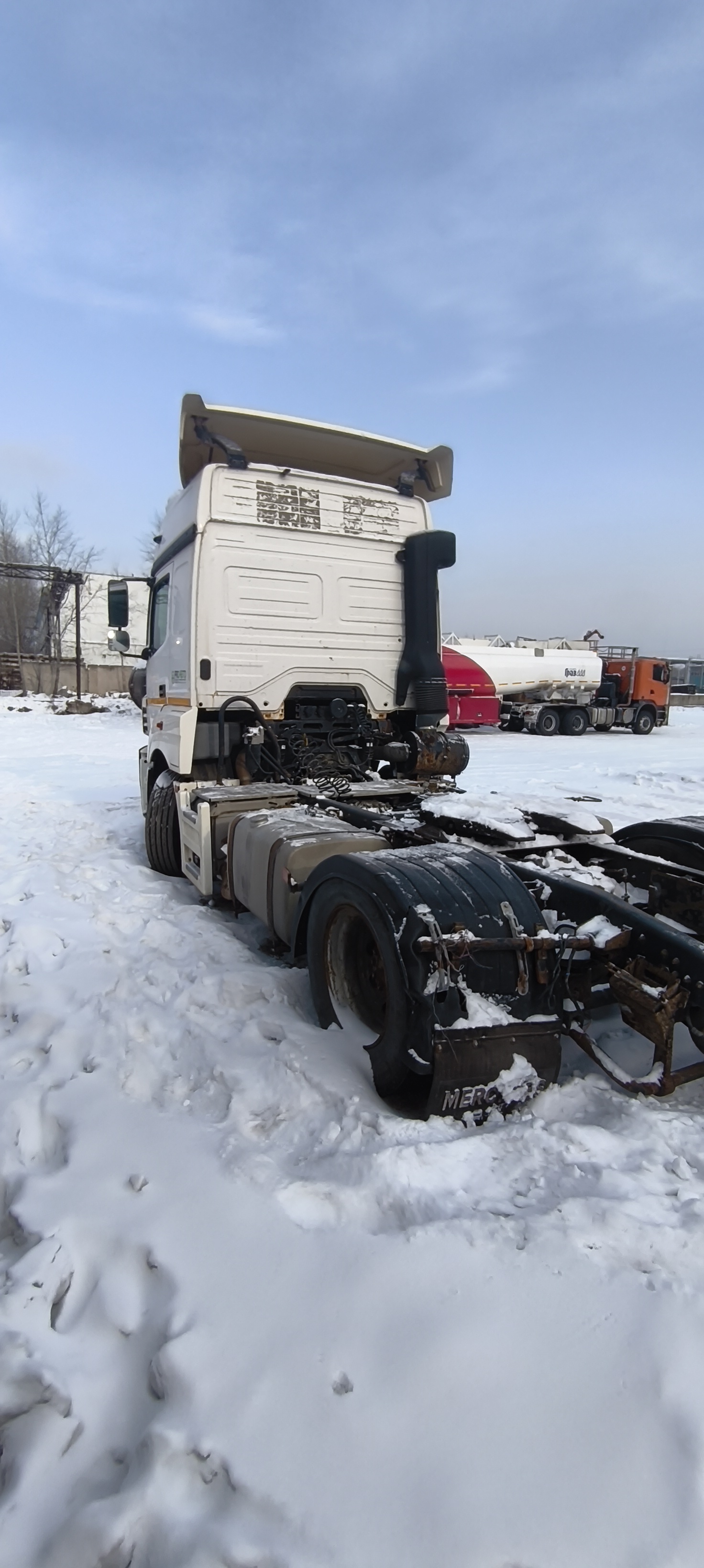 КамАЗ 5490 4x2 Седельный тягач 2015 г. - фото 6