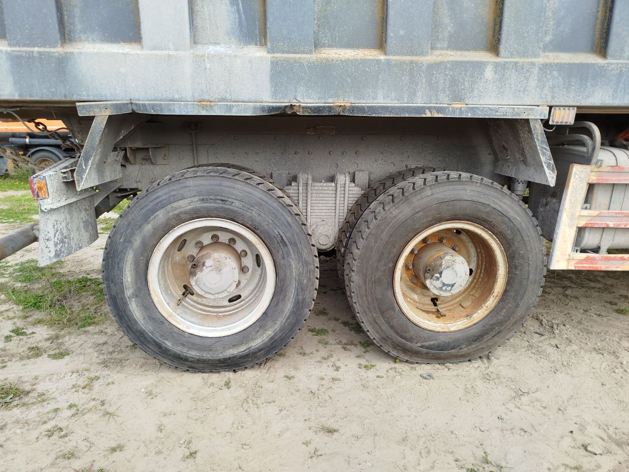 Shacman (Shaanxi) SX* 6x6 Самосвал 2022 г. - фото 8