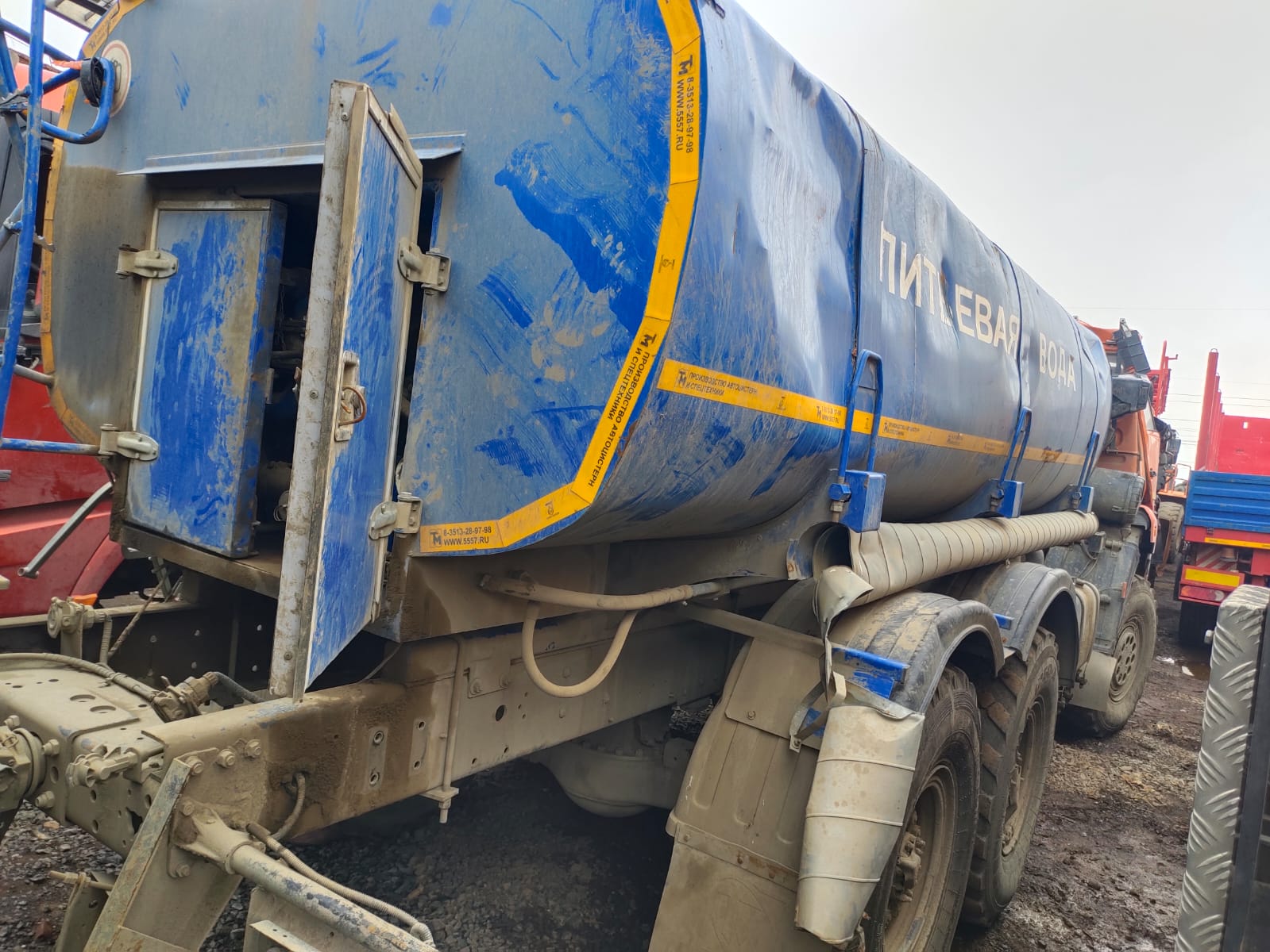 НПО Трансмастер 4671* на шасси КамАЗ 43118 6x6 Автоцистерна пищевая 2023 г. - фото 4