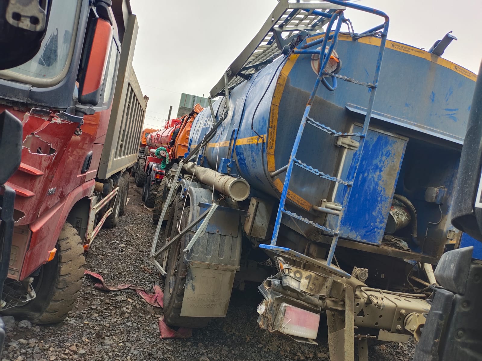 НПО Трансмастер 4671* на шасси КамАЗ 43118 6x6 Автоцистерна пищевая 2023 г. - фото 5