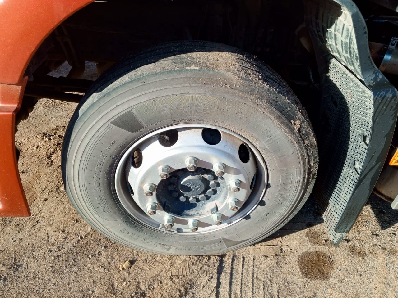 HONGYAN 908 4x2 Седельный тягач 2023 г. - фото 9