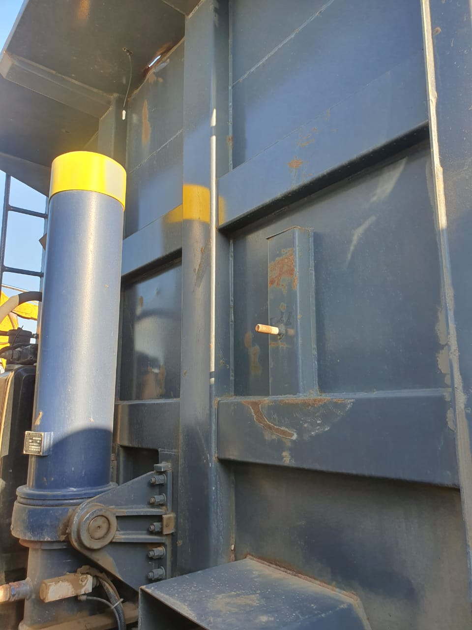 FAW J6 6x4 Самосвал 2022 г. - фото 12