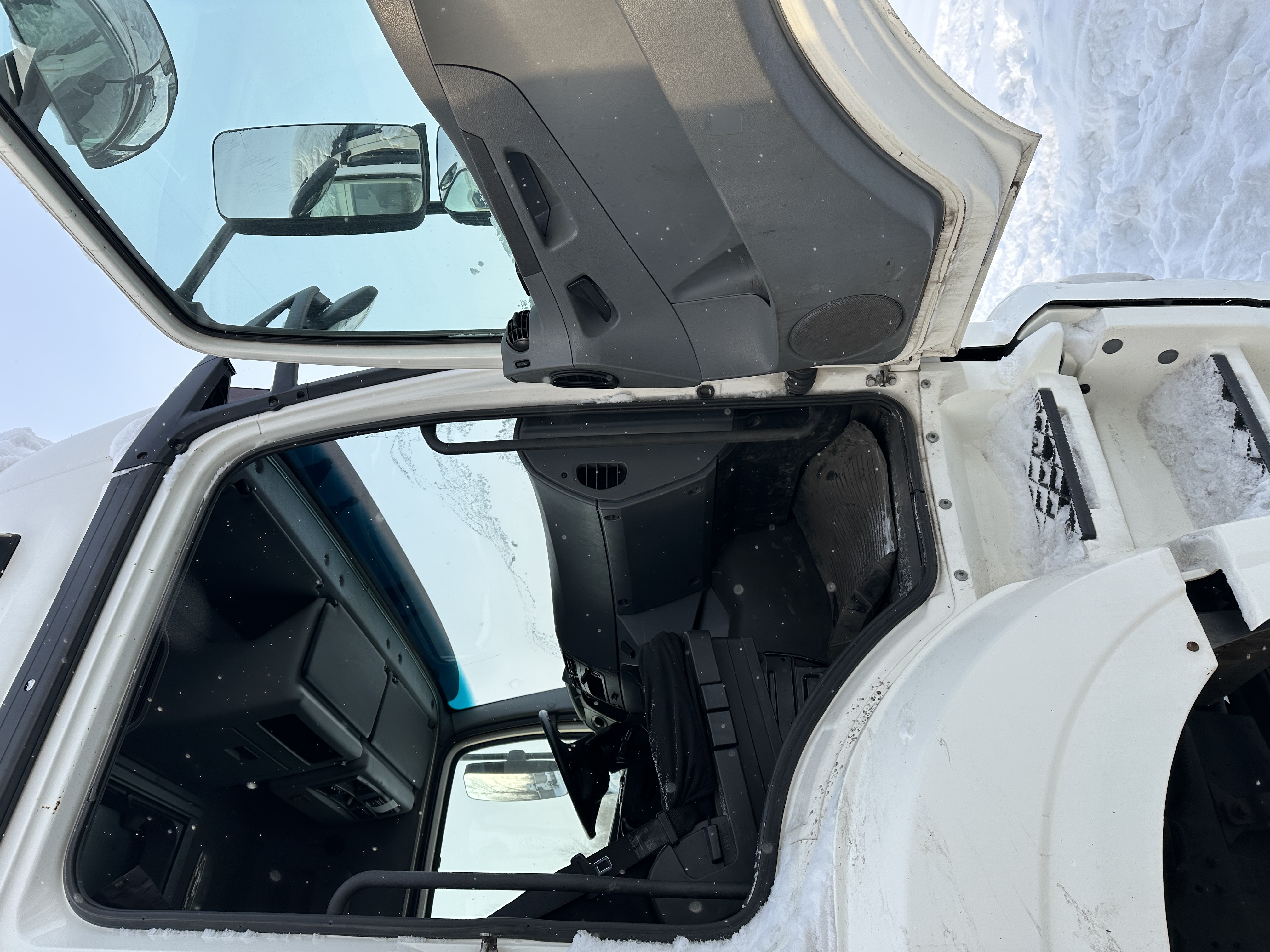 КамАЗ 5490 4x2 Седельный тягач 2018 г. - фото 8