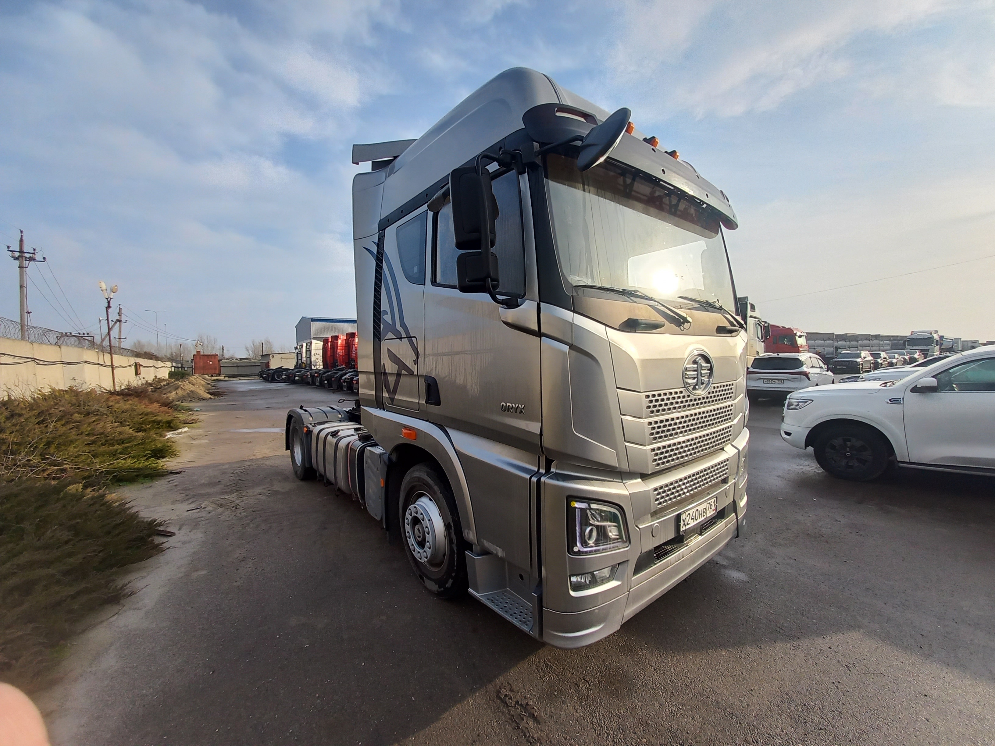 Тонар CA* на базе FAW JH6 4x2 Седельный тягач 2023 г. - фото 2