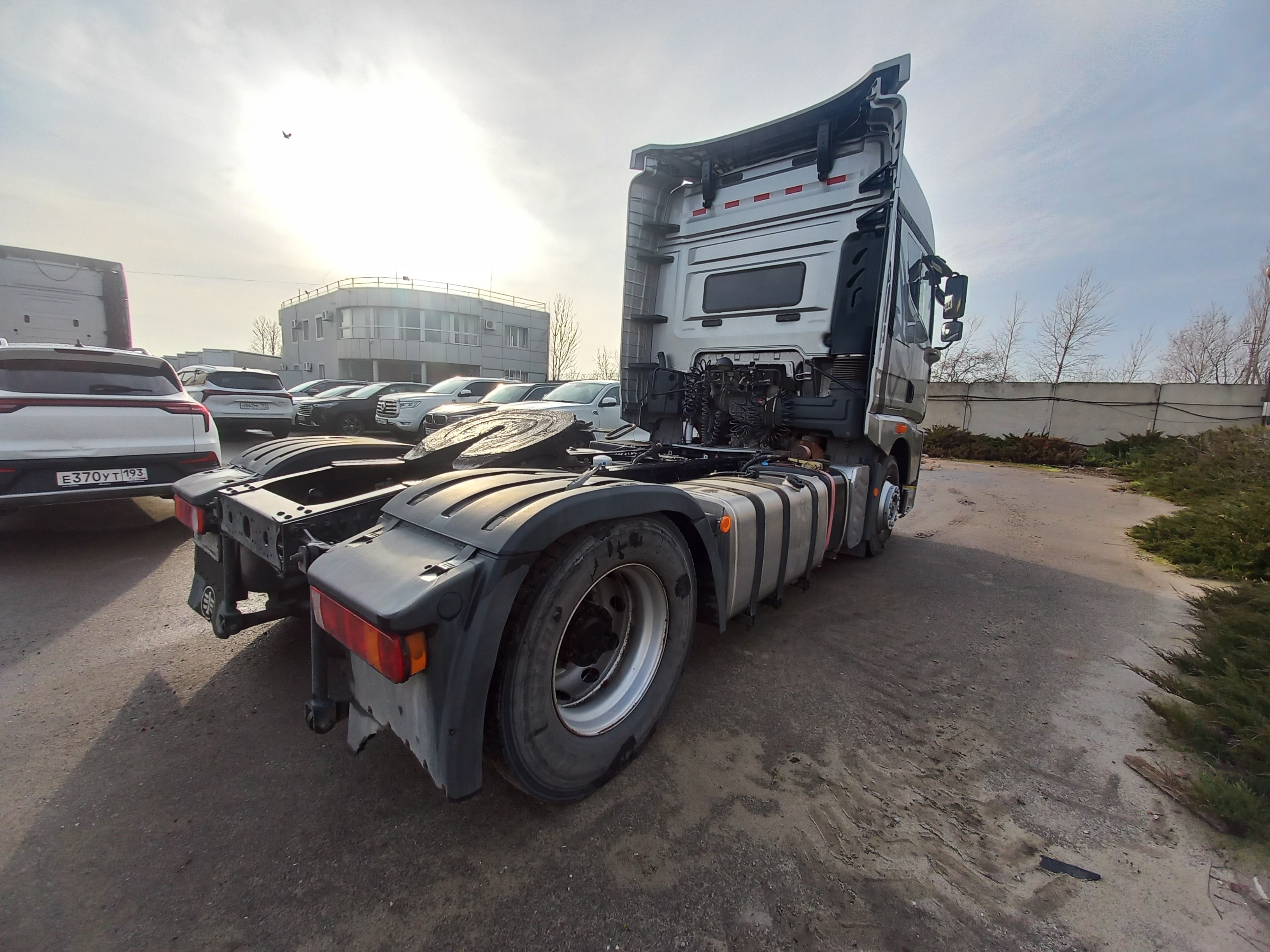 Тонар CA* на базе FAW JH6 4x2 Седельный тягач 2023 г. - фото 6