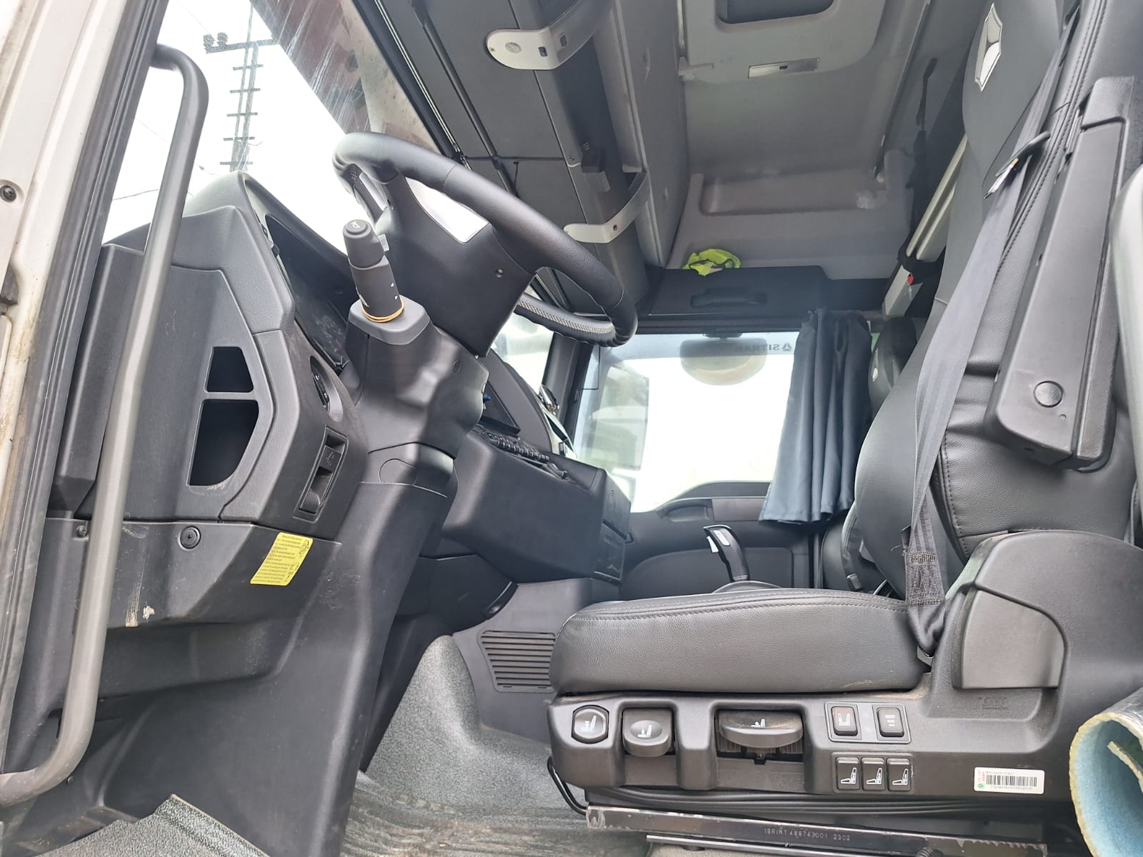 SITRAK C7H 4x2 Седельный тягач 2023 г. - фото 8