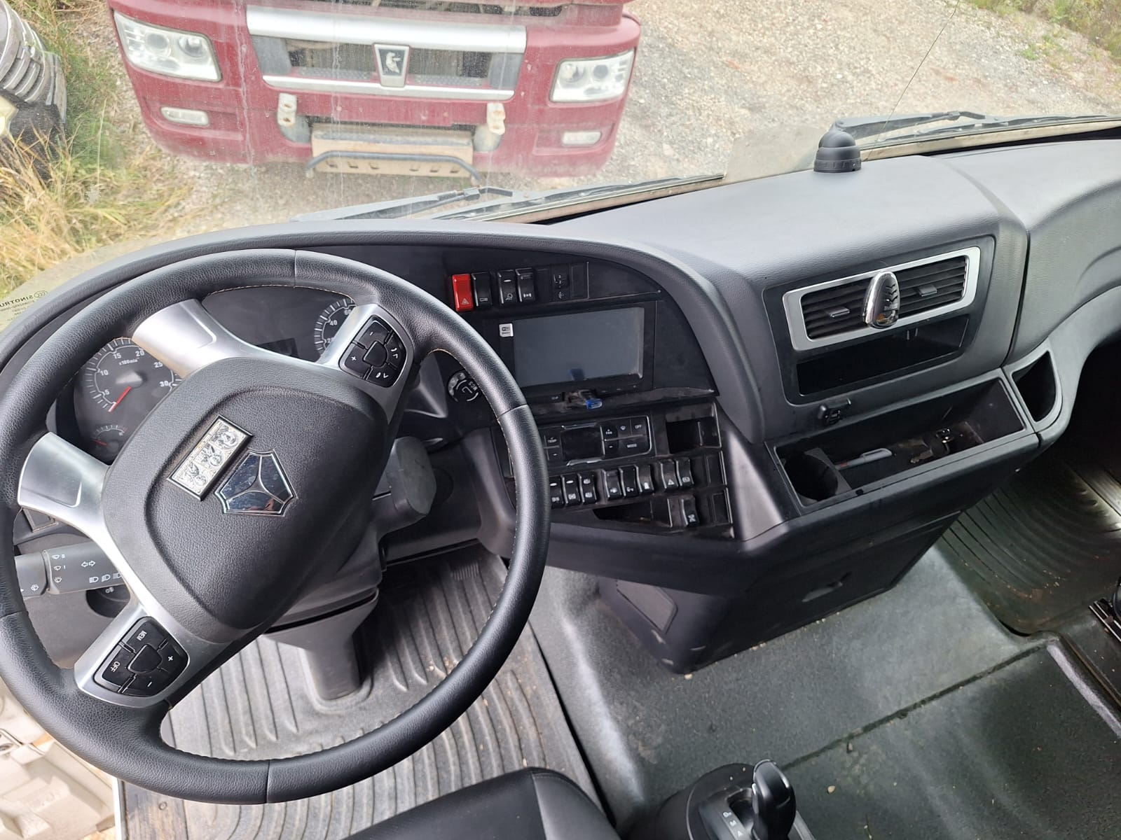 SITRAK C7H 4x2 Седельный тягач 2023 г. - фото 10