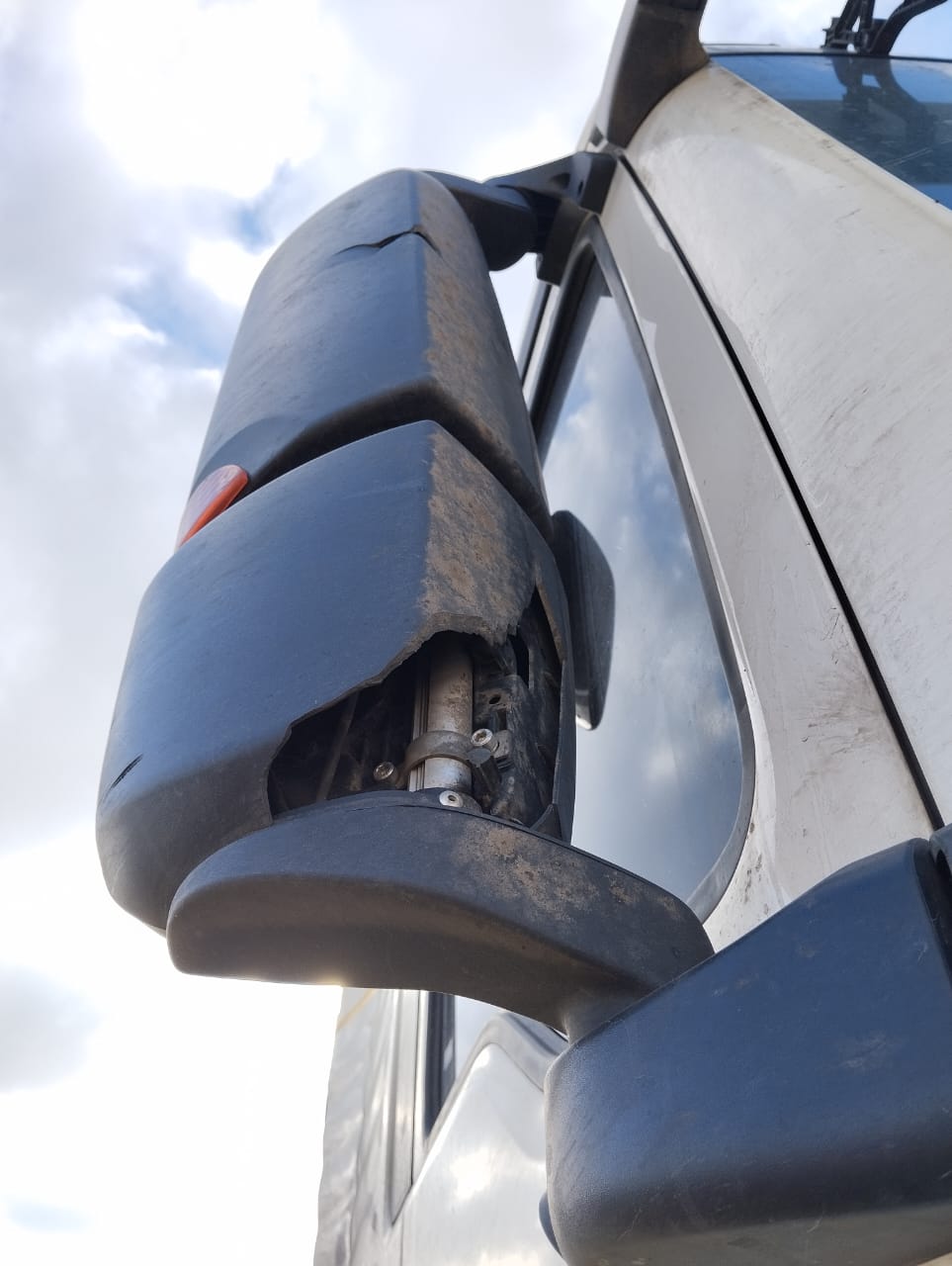 SITRAK C7H 4x2 Седельный тягач 2023 г. - фото 17