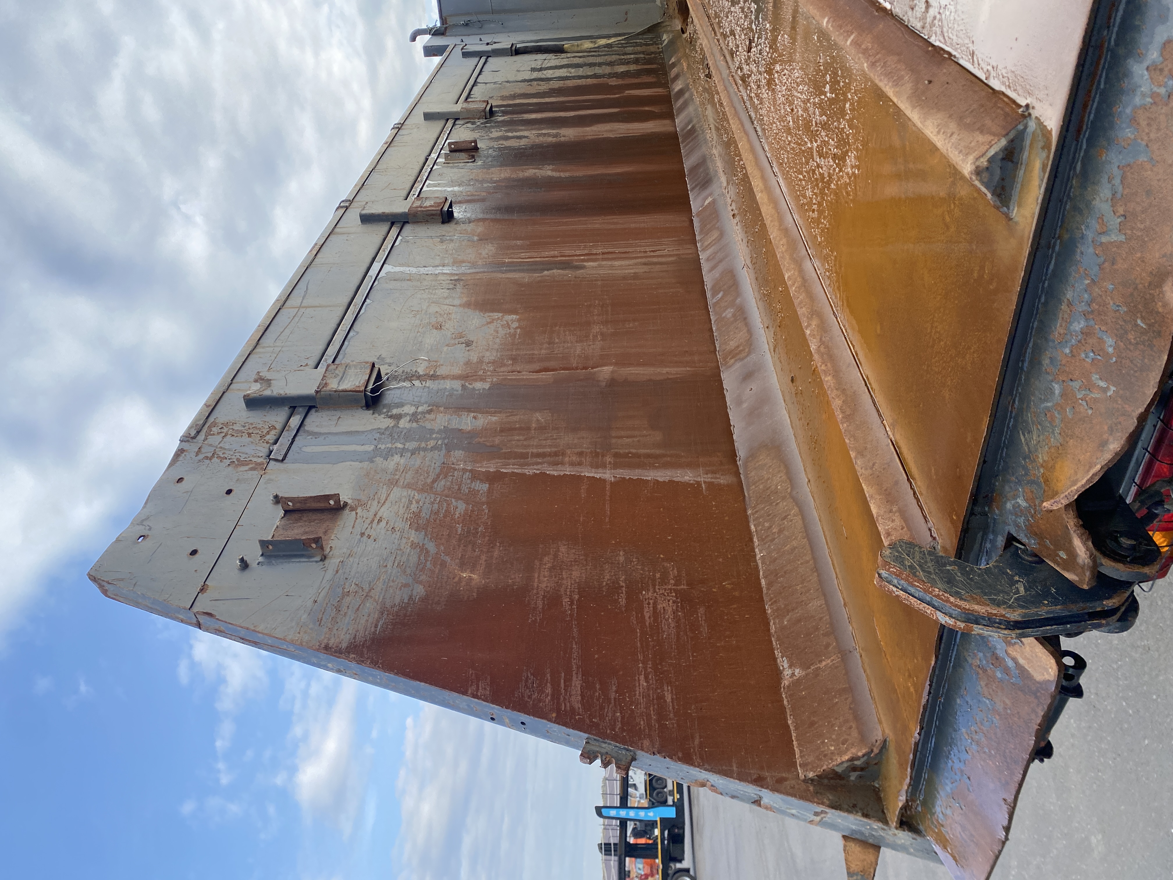 Howo ZZ* 8x4 Самосвал 2023 г. - фото 10