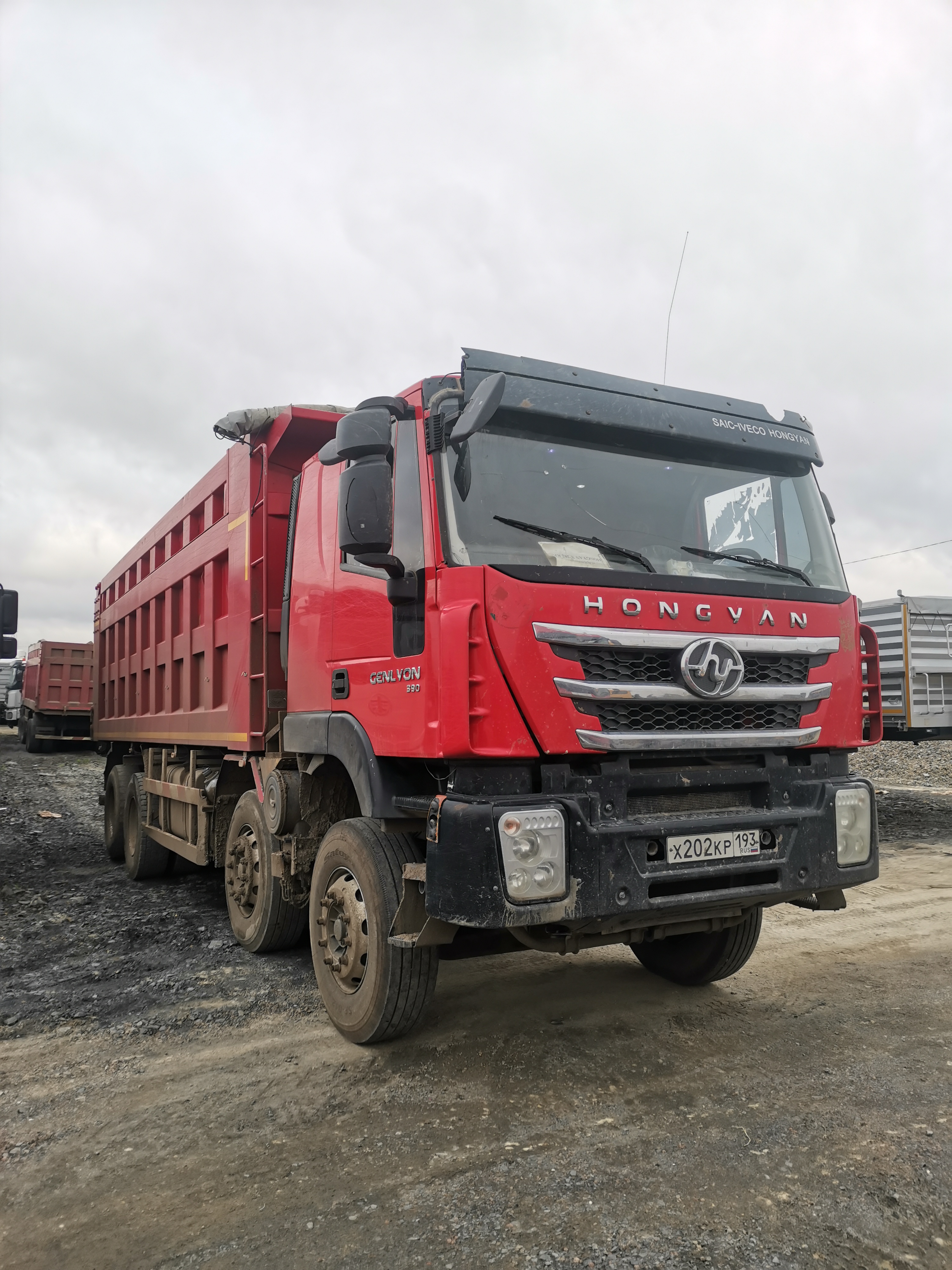 HONGYAN 908 8x4 Самосвал 2021 г. - фото 2