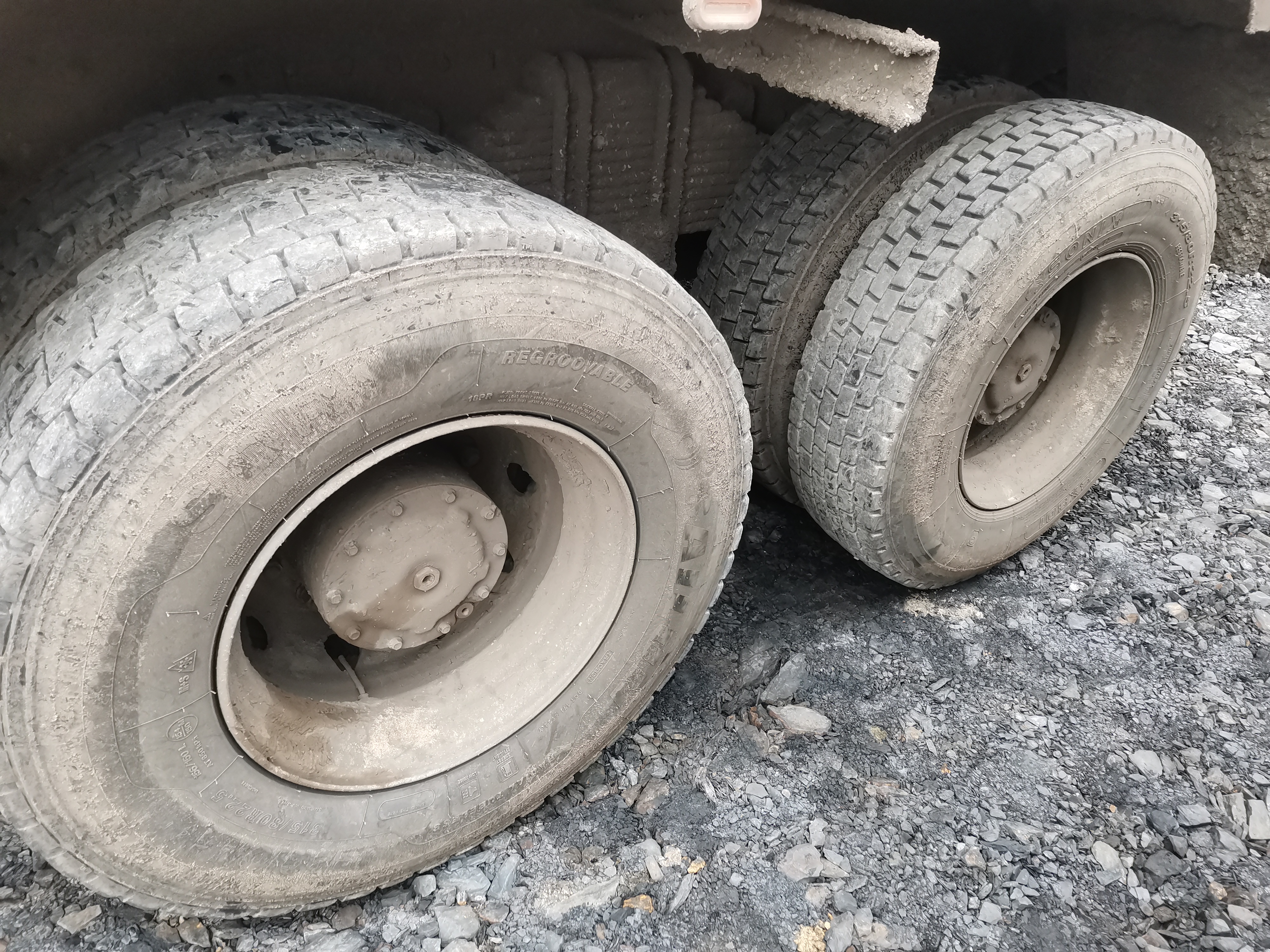 HONGYAN 908 8x4 Самосвал 2021 г. - фото 14