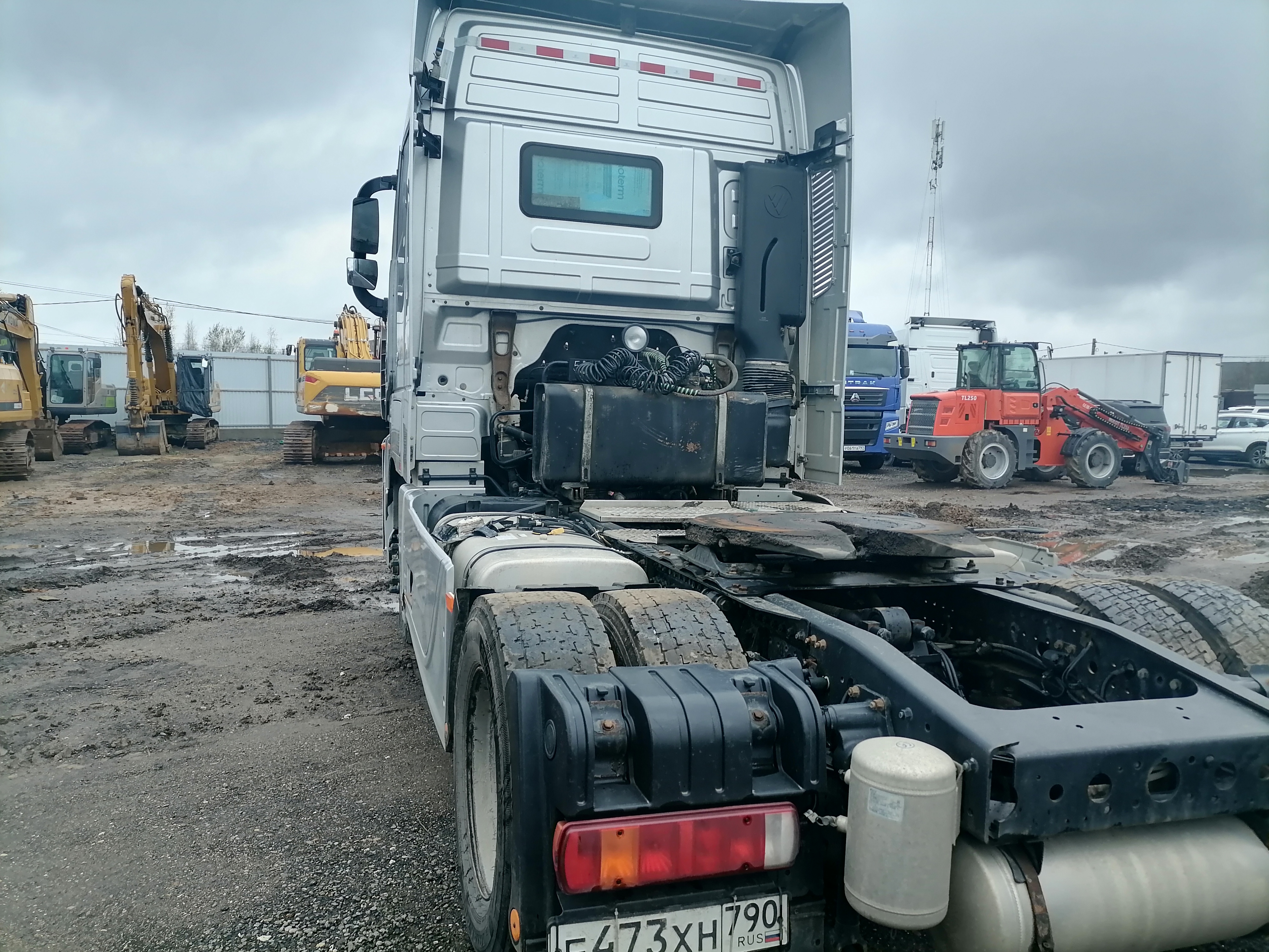 Foton AUMAN 4x2 Седельный тягач 2023 г. - фото 8