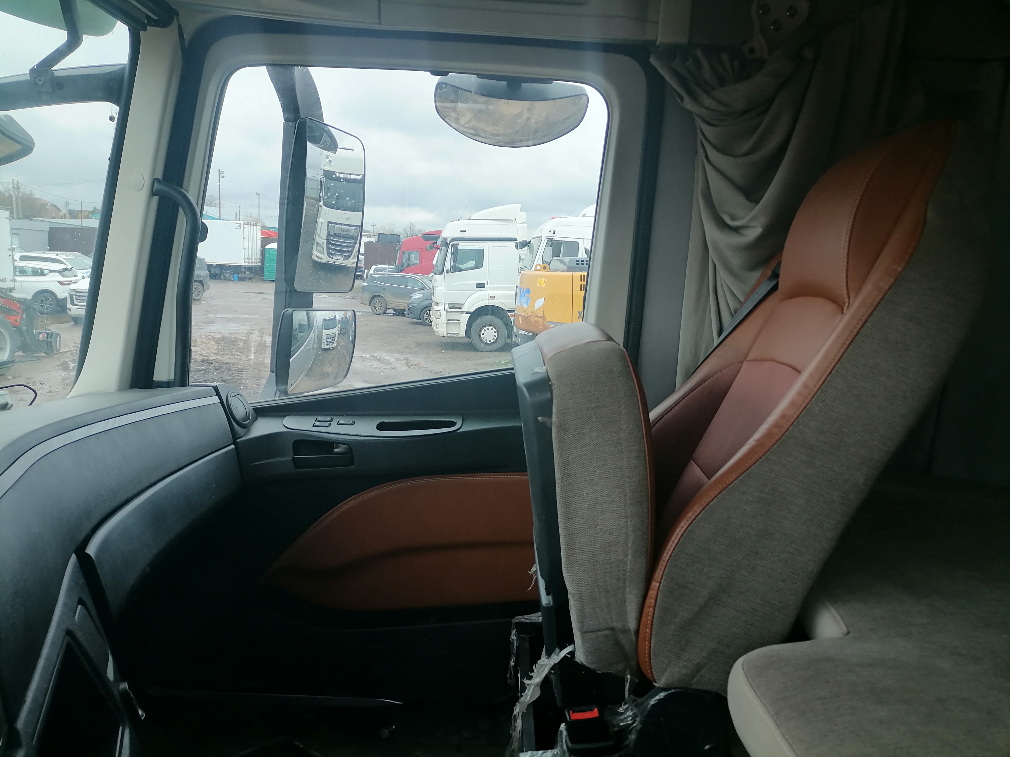 Foton AUMAN 4x2 Седельный тягач 2023 г. - фото 11