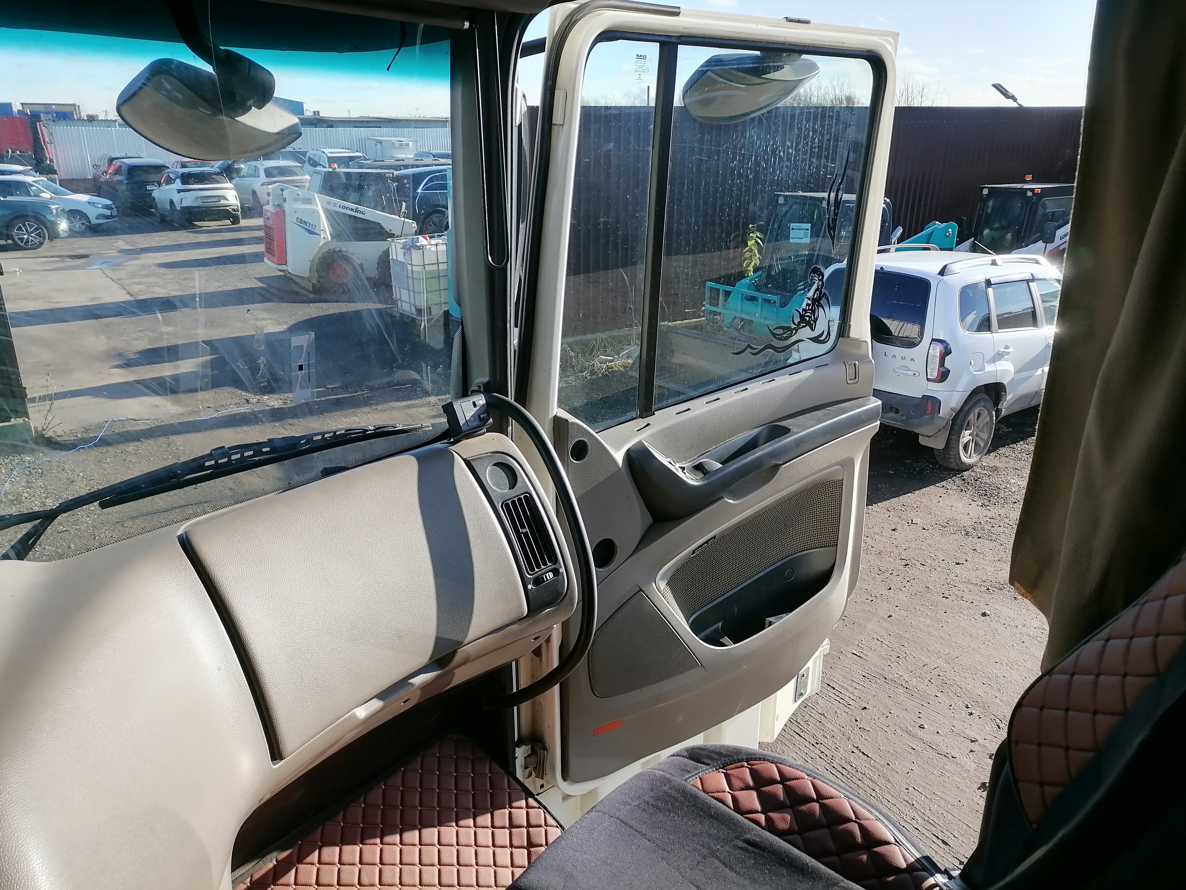 DAF XF 4x2 Седельный тягач 2018 г. - фото 10