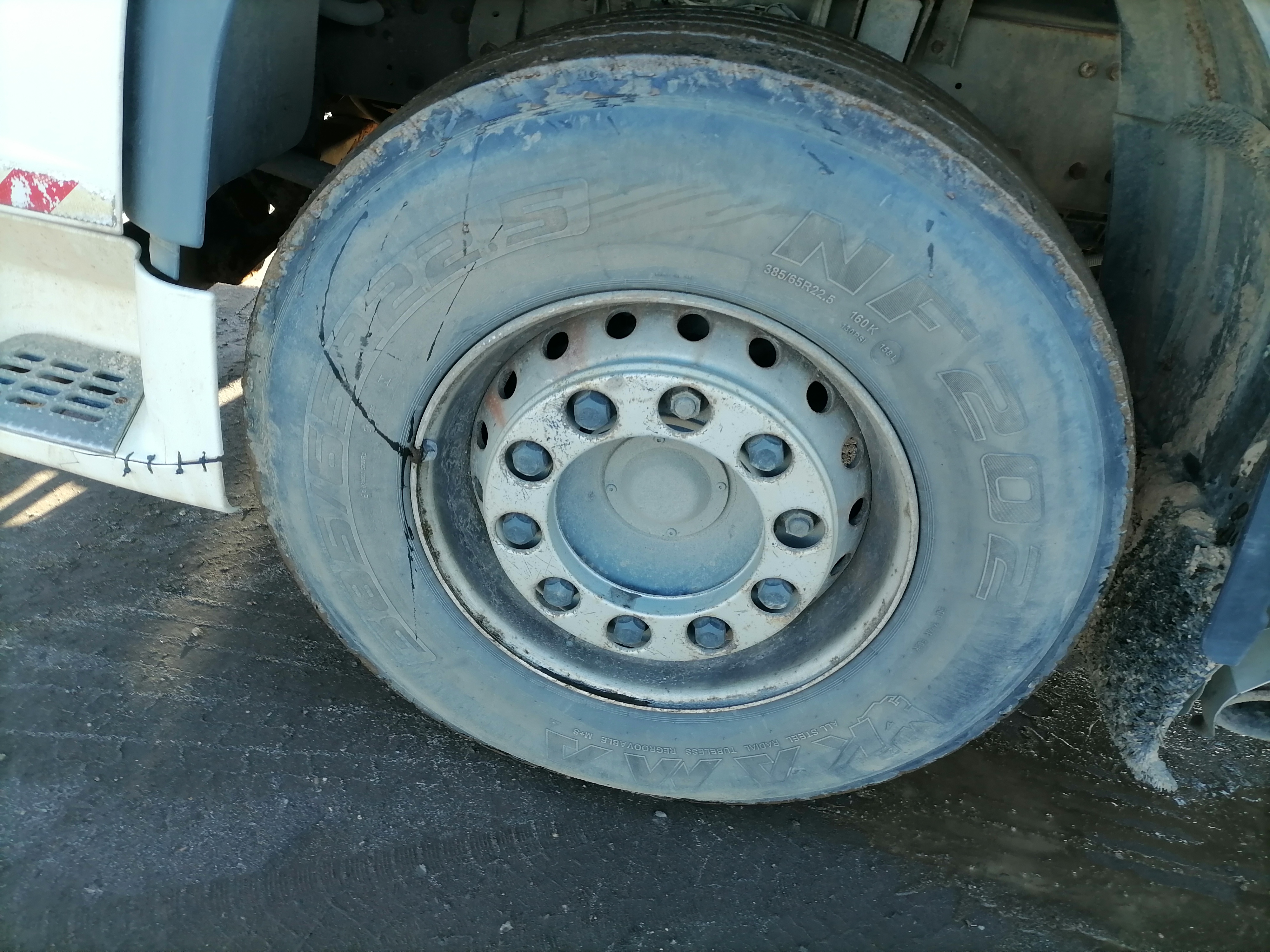 DAF XF 4x2 Седельный тягач 2018 г. - фото 13