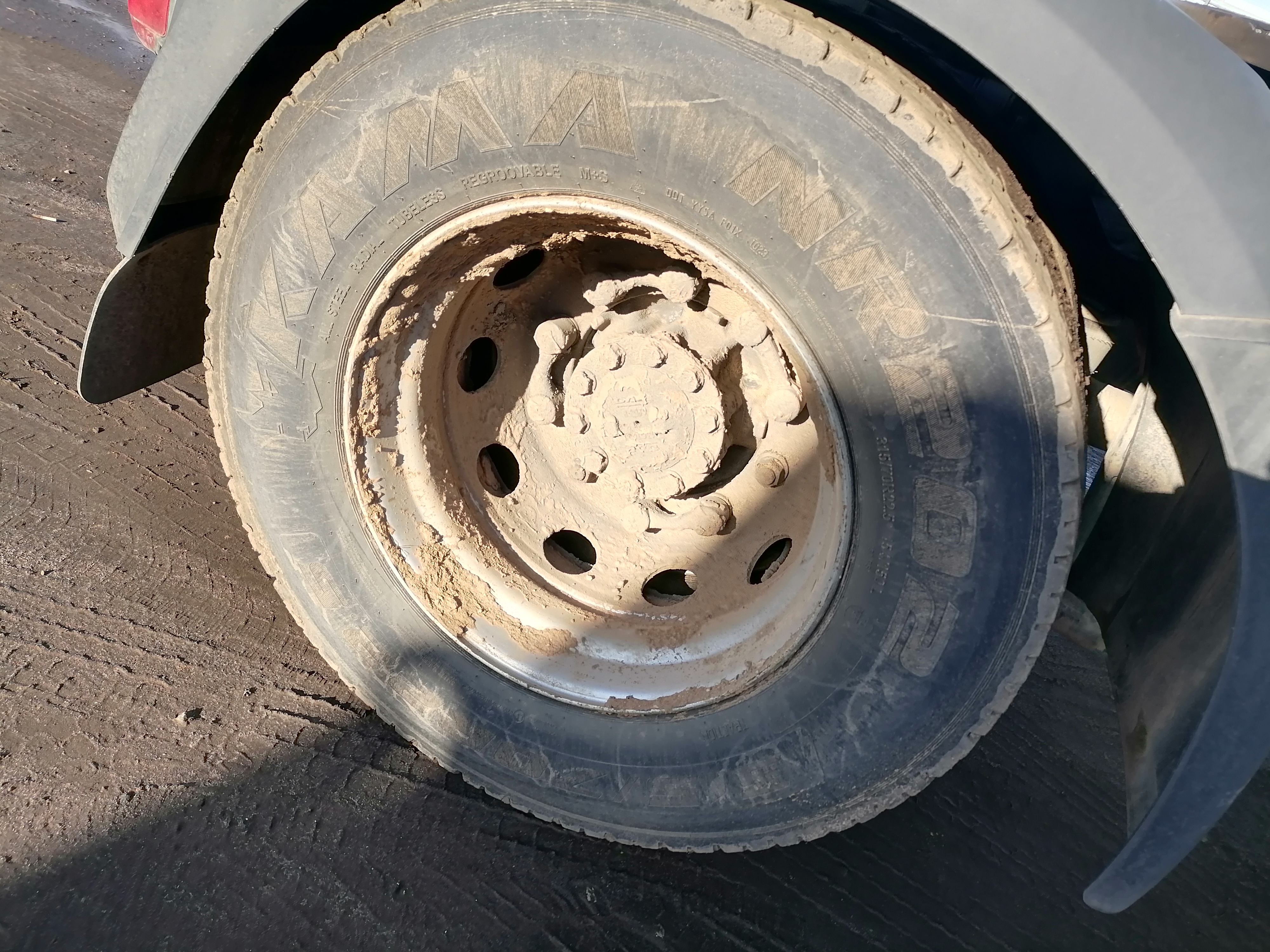 DAF XF 4x2 Седельный тягач 2018 г. - фото 15