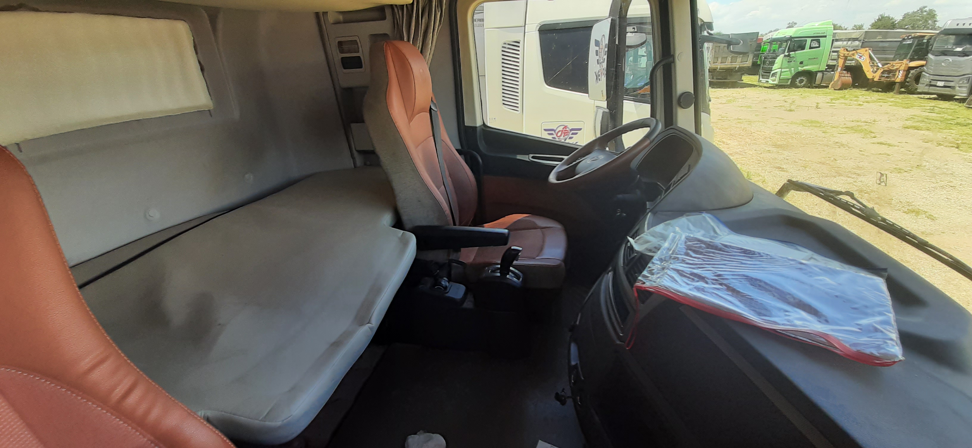 Foton AUMAN 4x2 Седельный тягач 2023 г. - фото 6