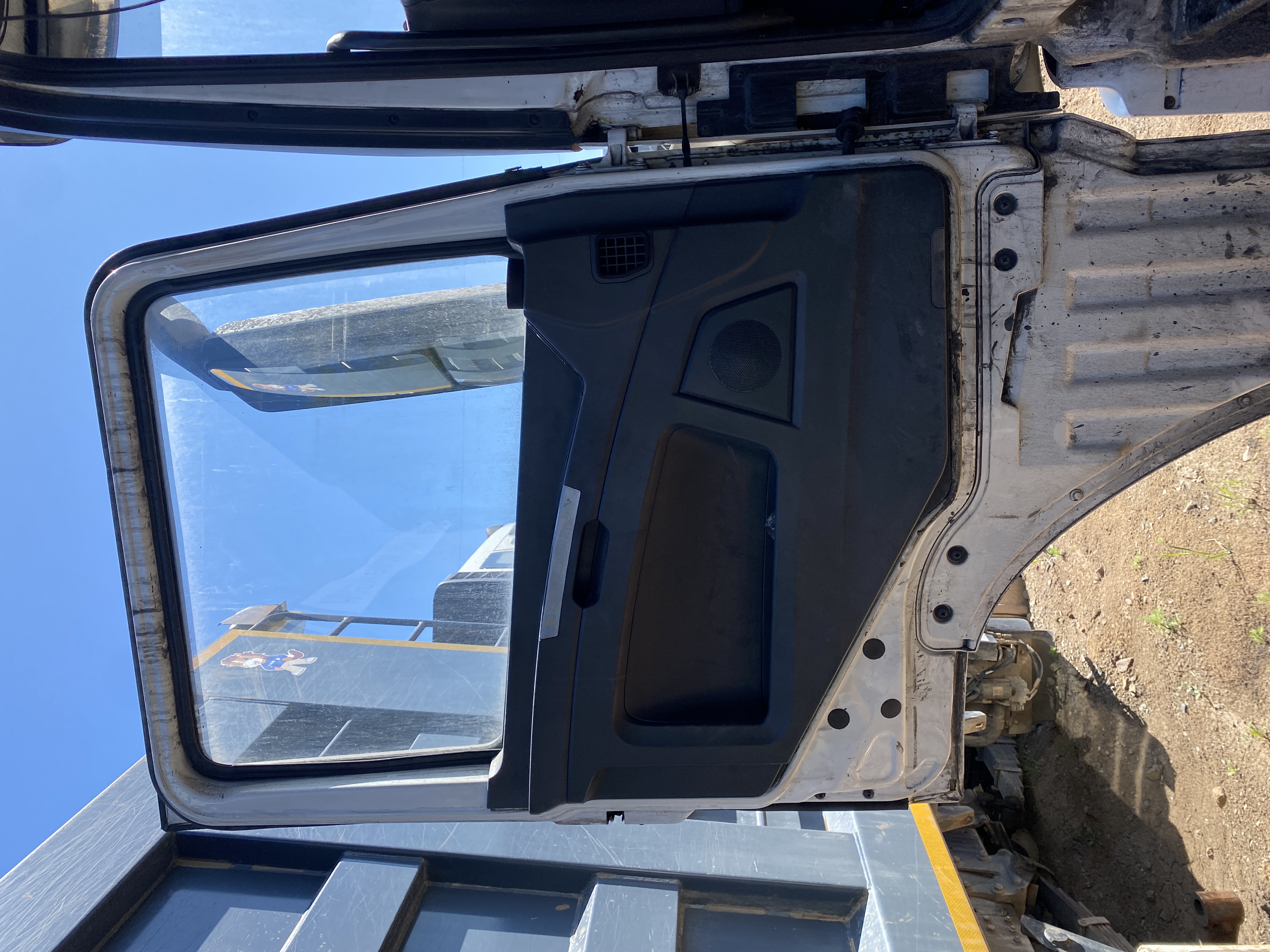 Shacman (Shaanxi) SX* 8x4 Самосвал 2023 г. - фото 6