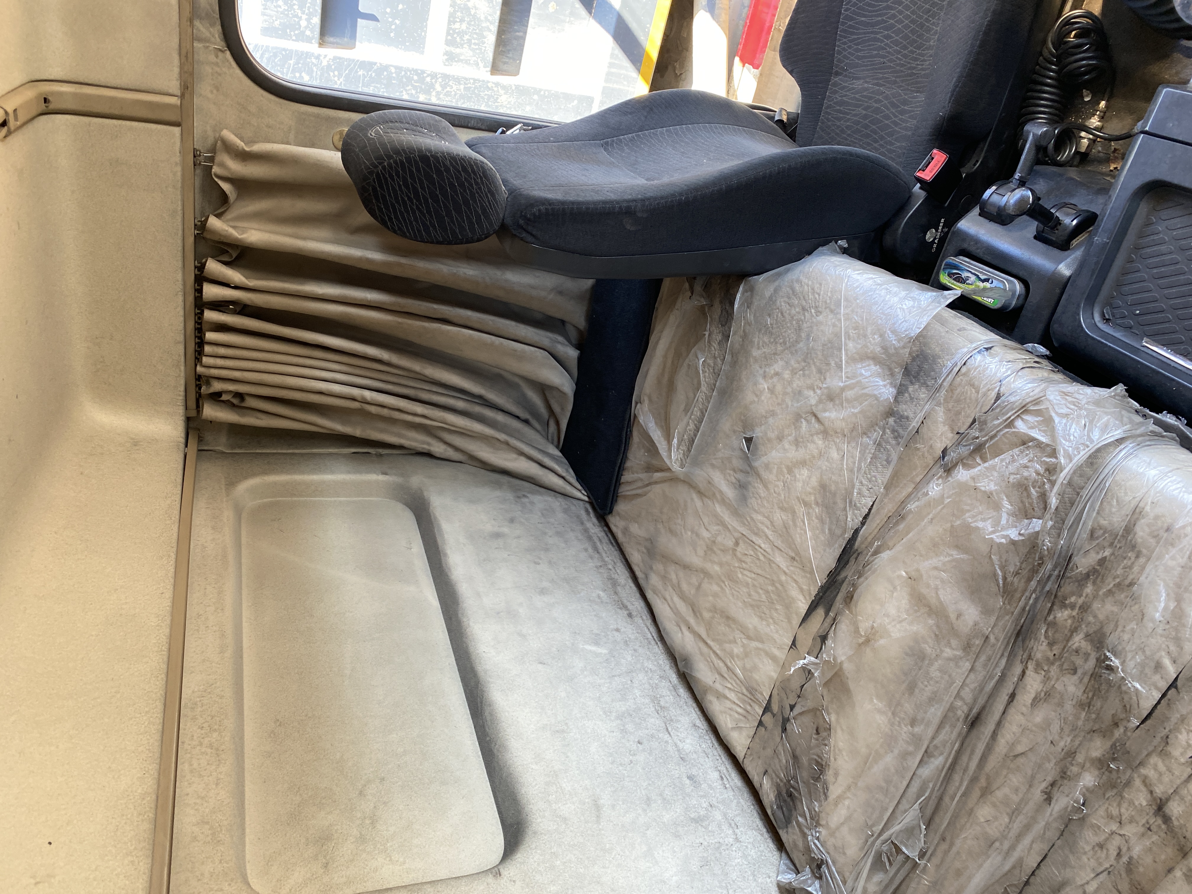 Shacman (Shaanxi) SX* 8x4 Самосвал 2023 г. - фото 8