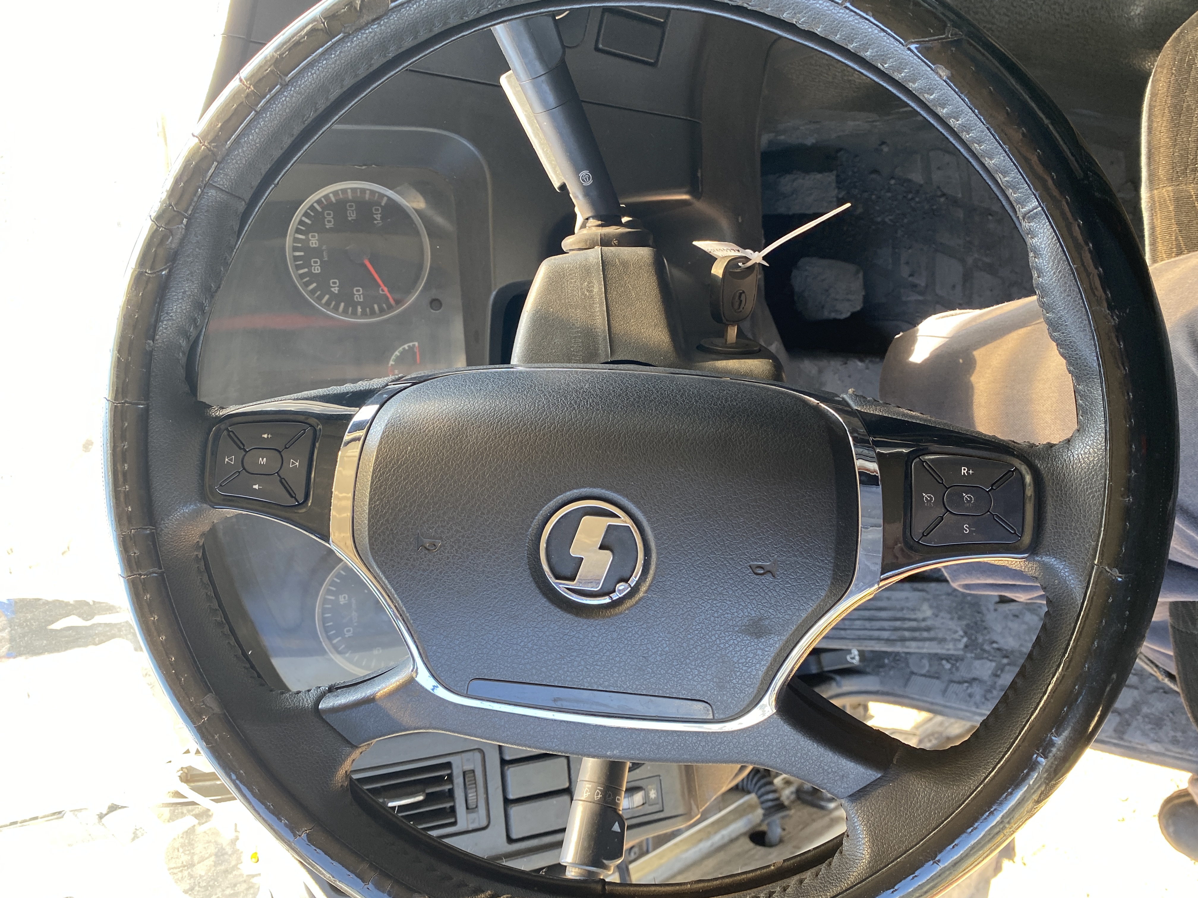 Shacman (Shaanxi) SX* 8x4 Самосвал 2023 г. - фото 9