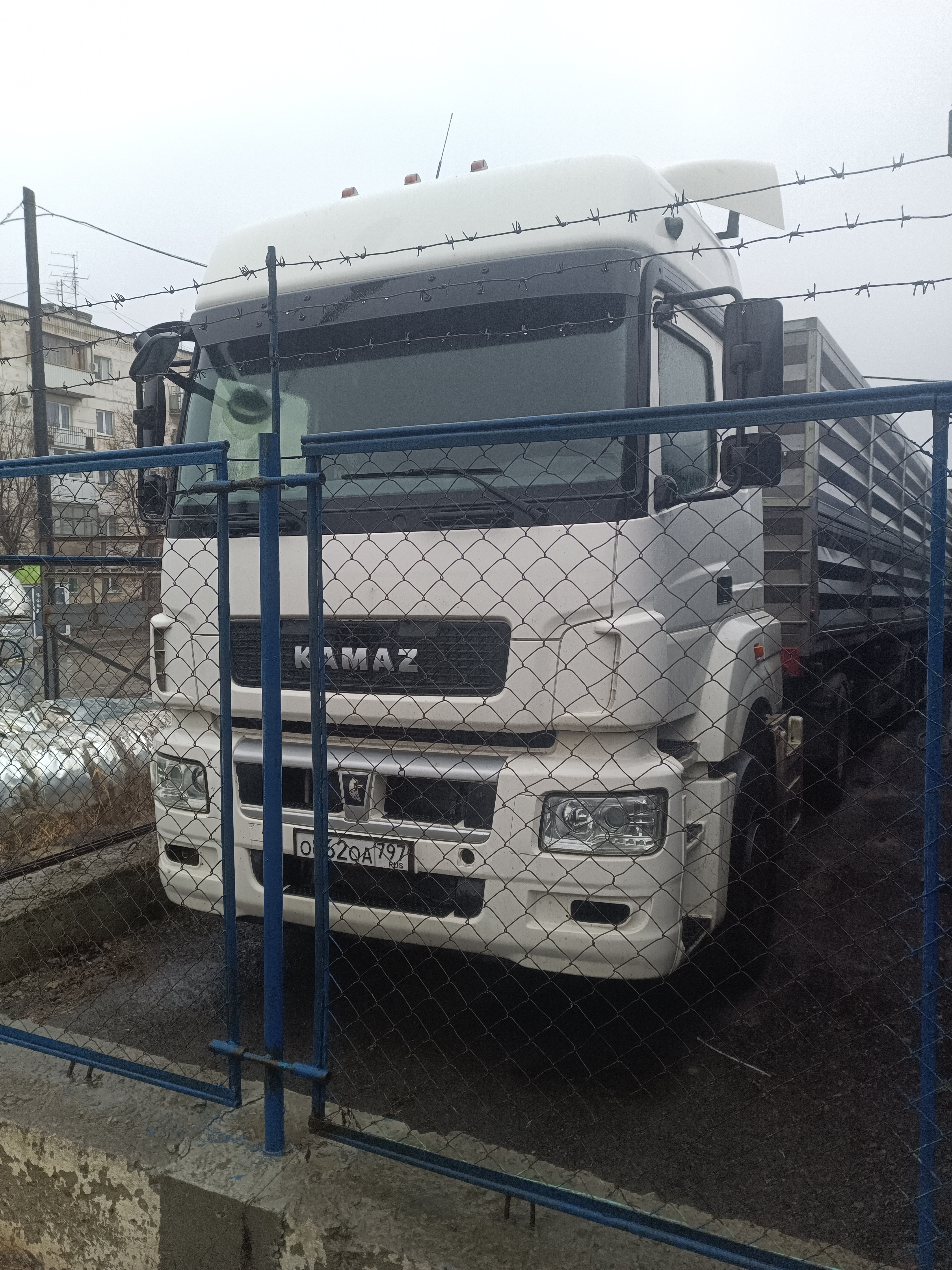 КамАЗ 5490 4x2 Седельный тягач 2021 г. - фото 3