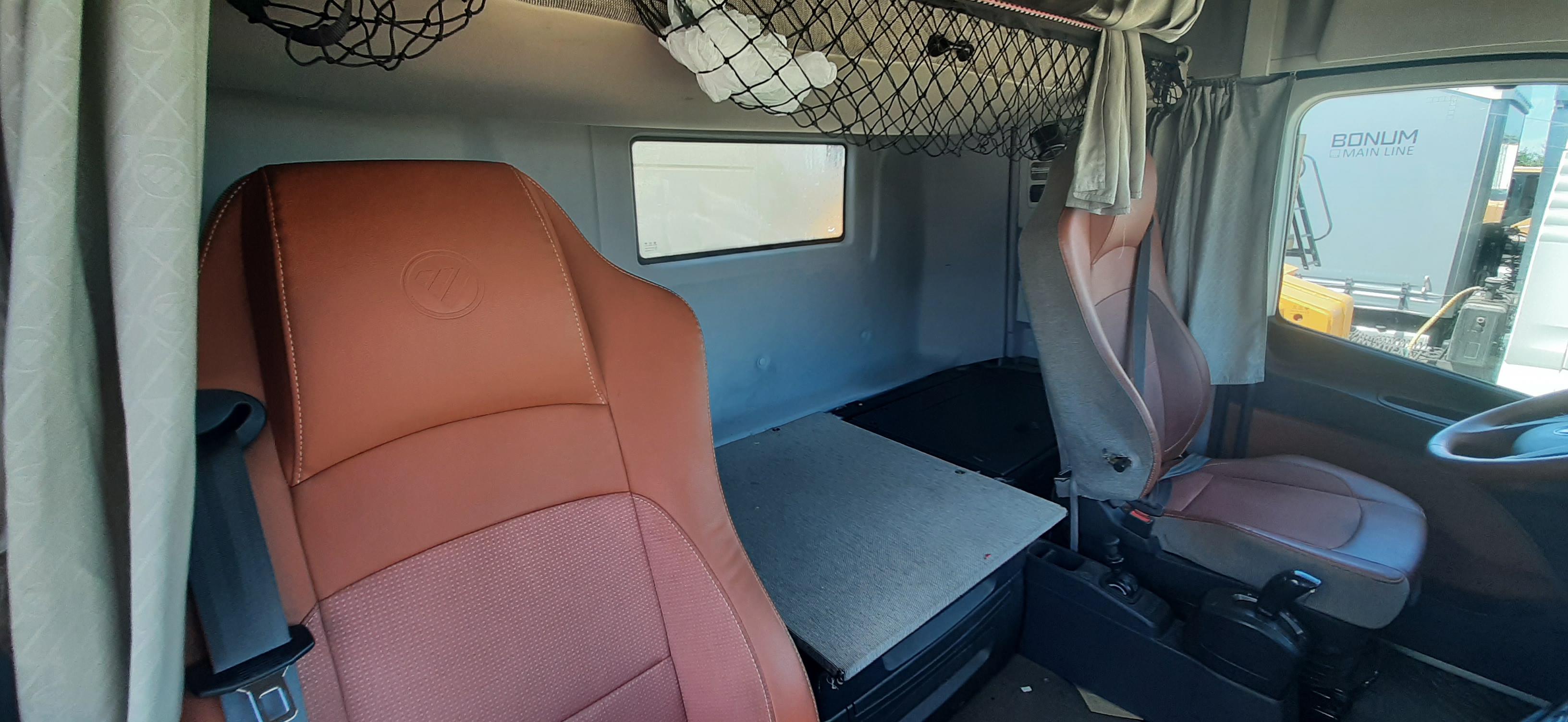 Foton AUMAN 4x2 Седельный тягач 2023 г. - фото 17