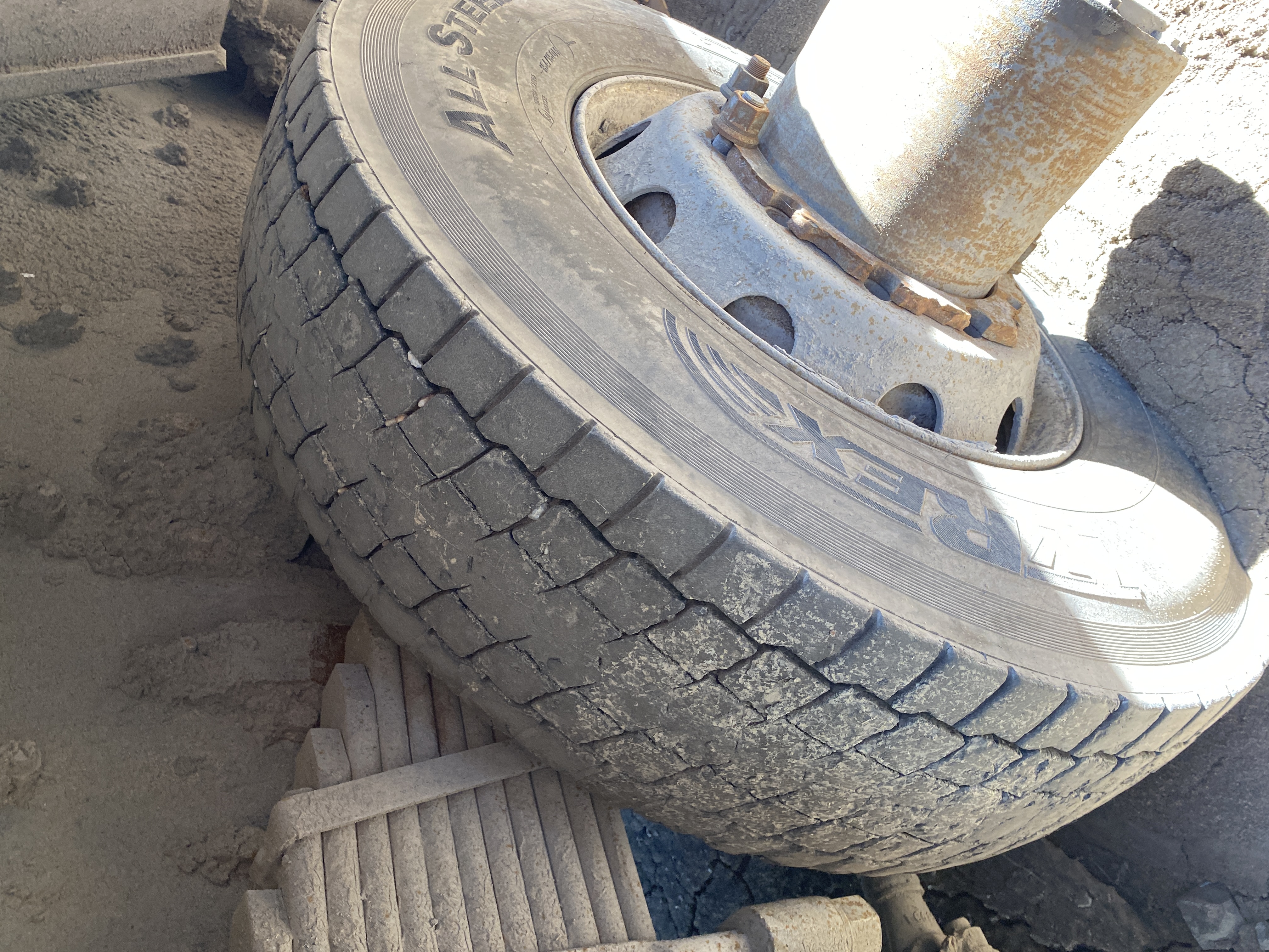 FAW J6 8x4 Самосвал 2022 г. - фото 14