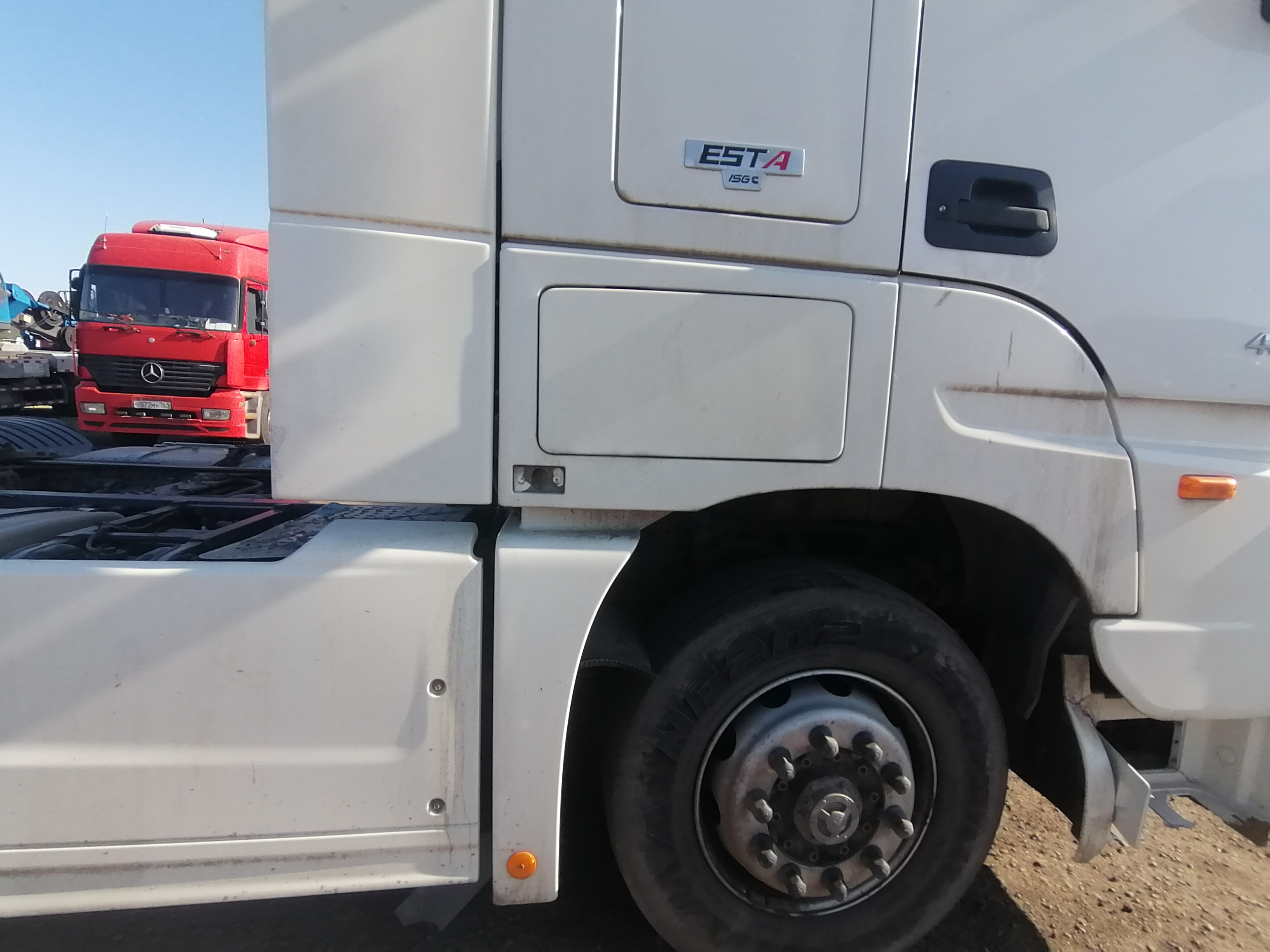 Foton AUMAN 4x2 Седельный тягач 2023 г. - фото 9