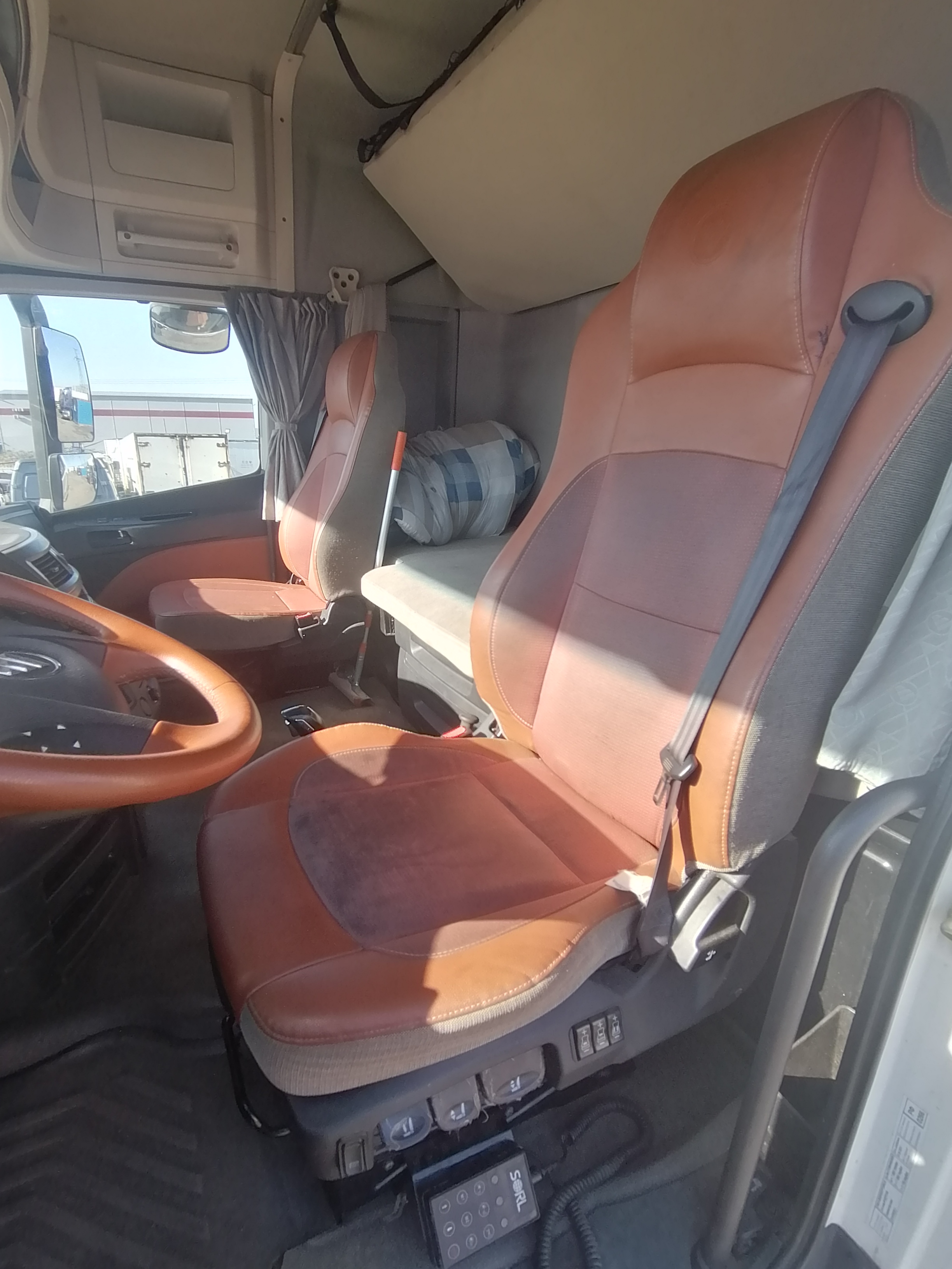 Foton AUMAN 4x2 Седельный тягач 2023 г. - фото 12