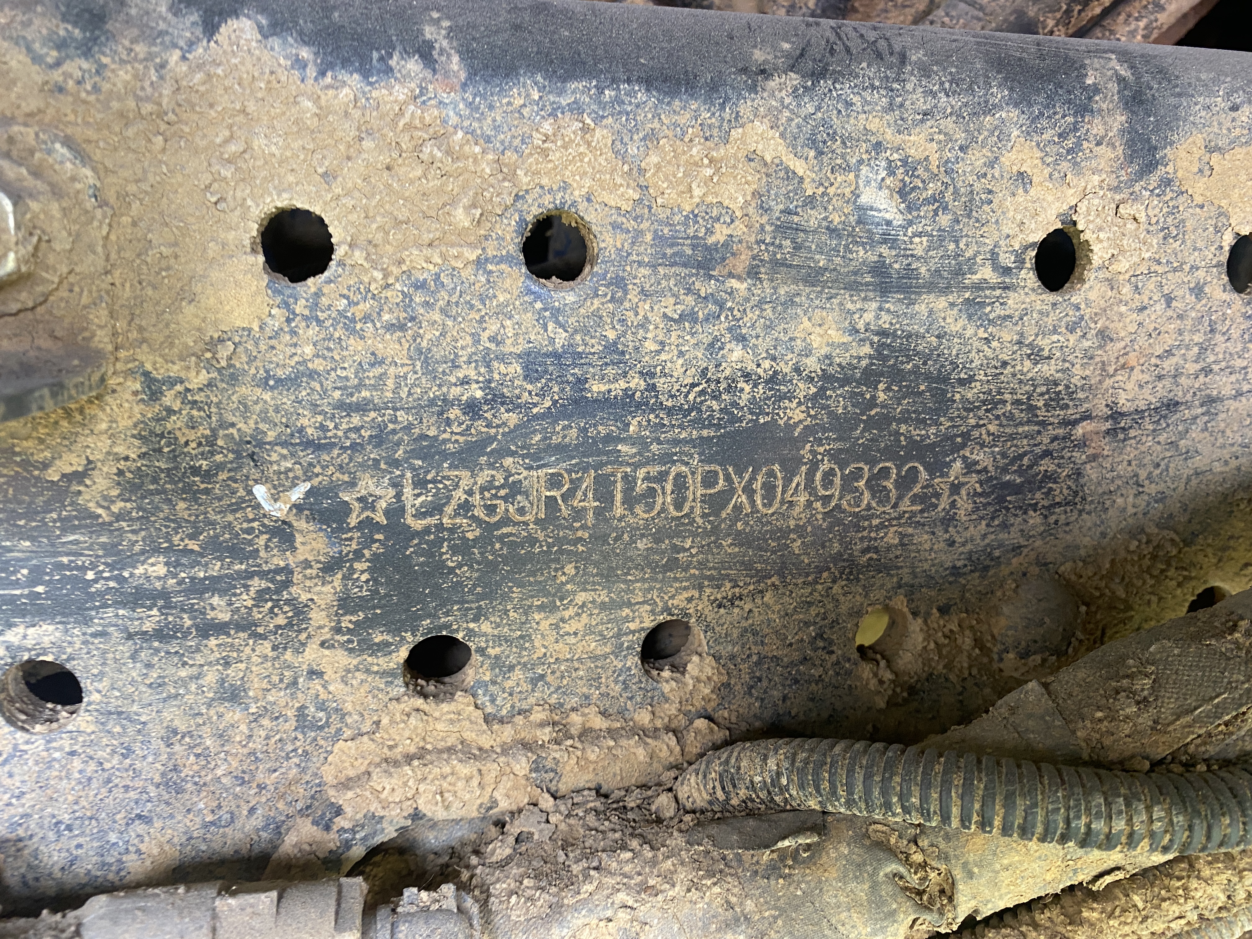 Shacman (Shaanxi) SX* 6x6 Самосвал 2023 г. - фото 9