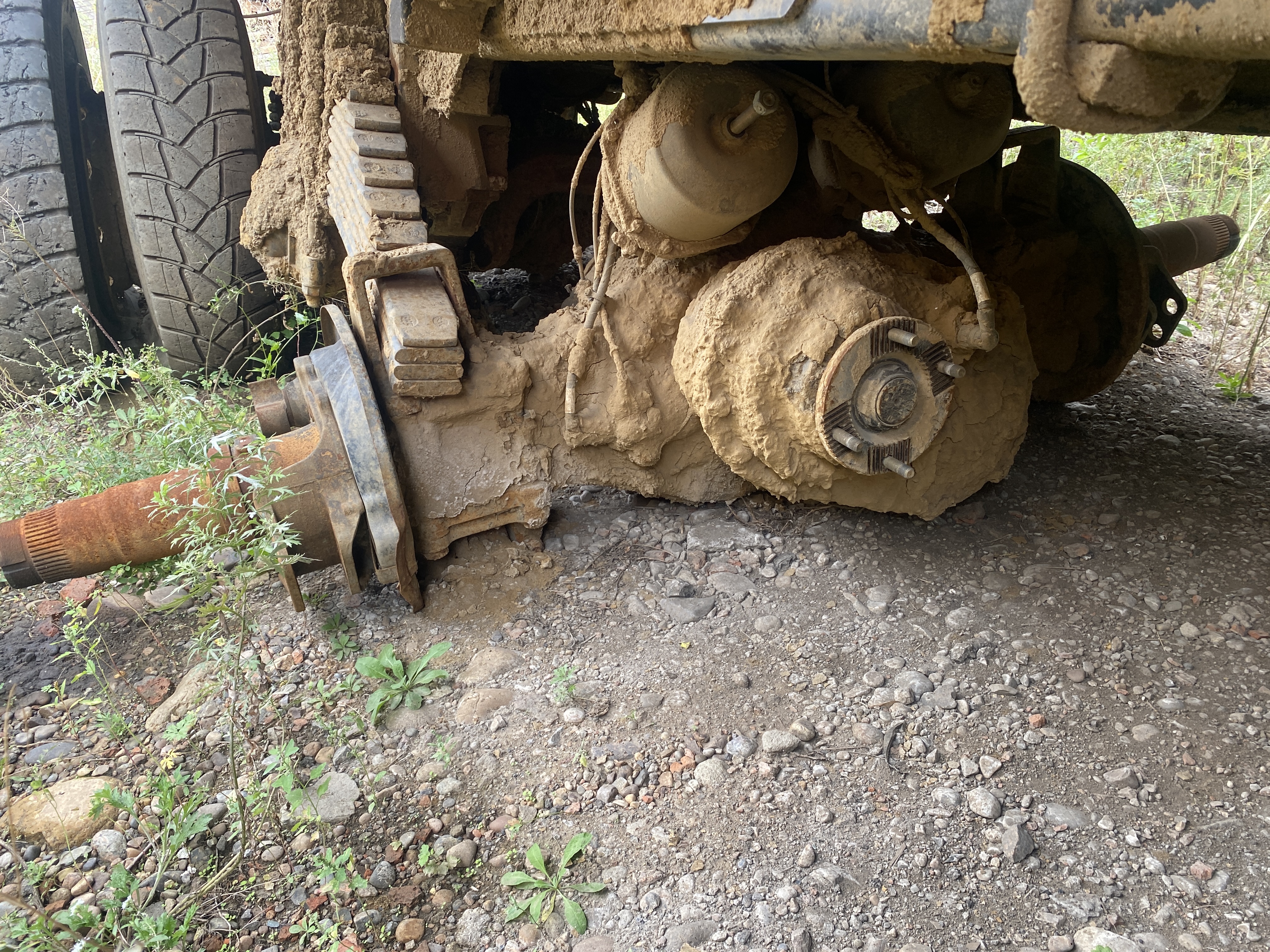 Shacman (Shaanxi) SX* 6x6 Самосвал 2023 г. - фото 14