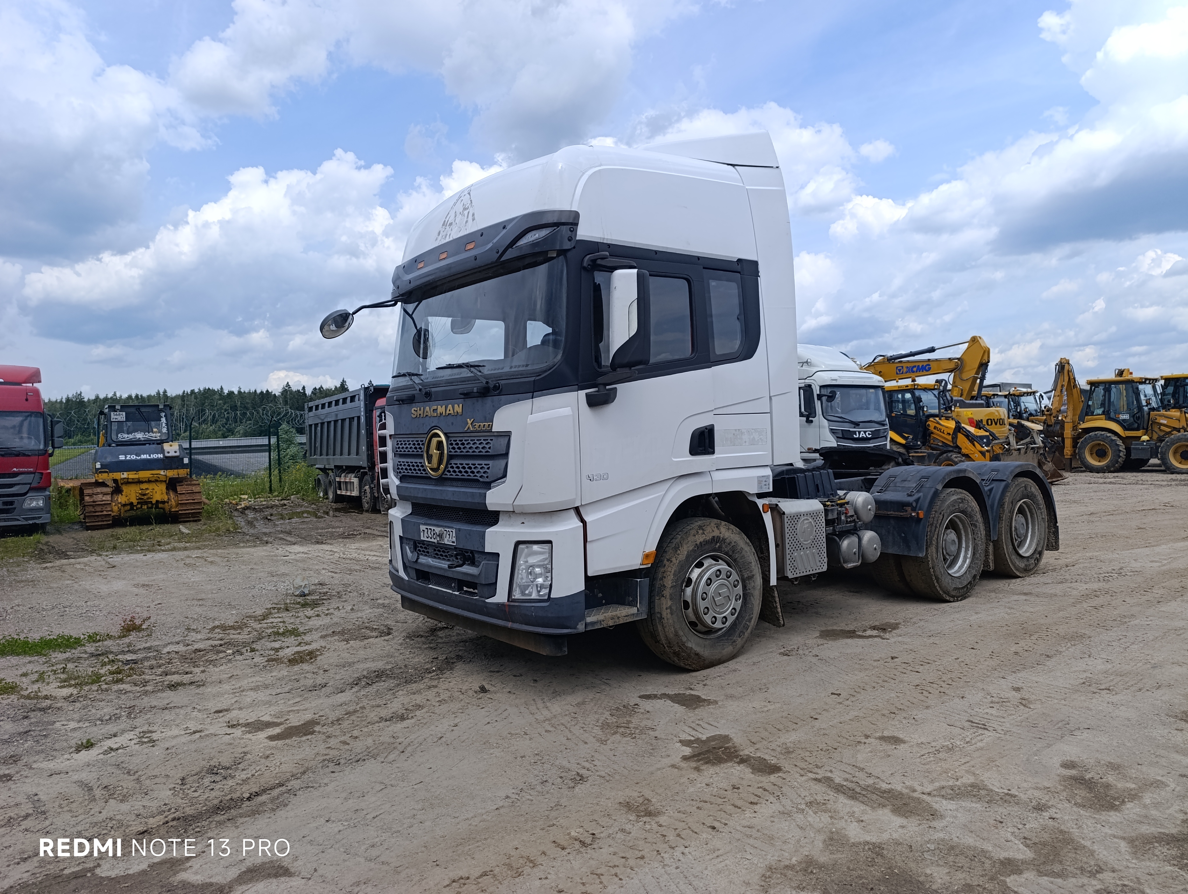 Shacman (Shaanxi) SX* 6x4 Седельный тягач 2022 г. - фото 3