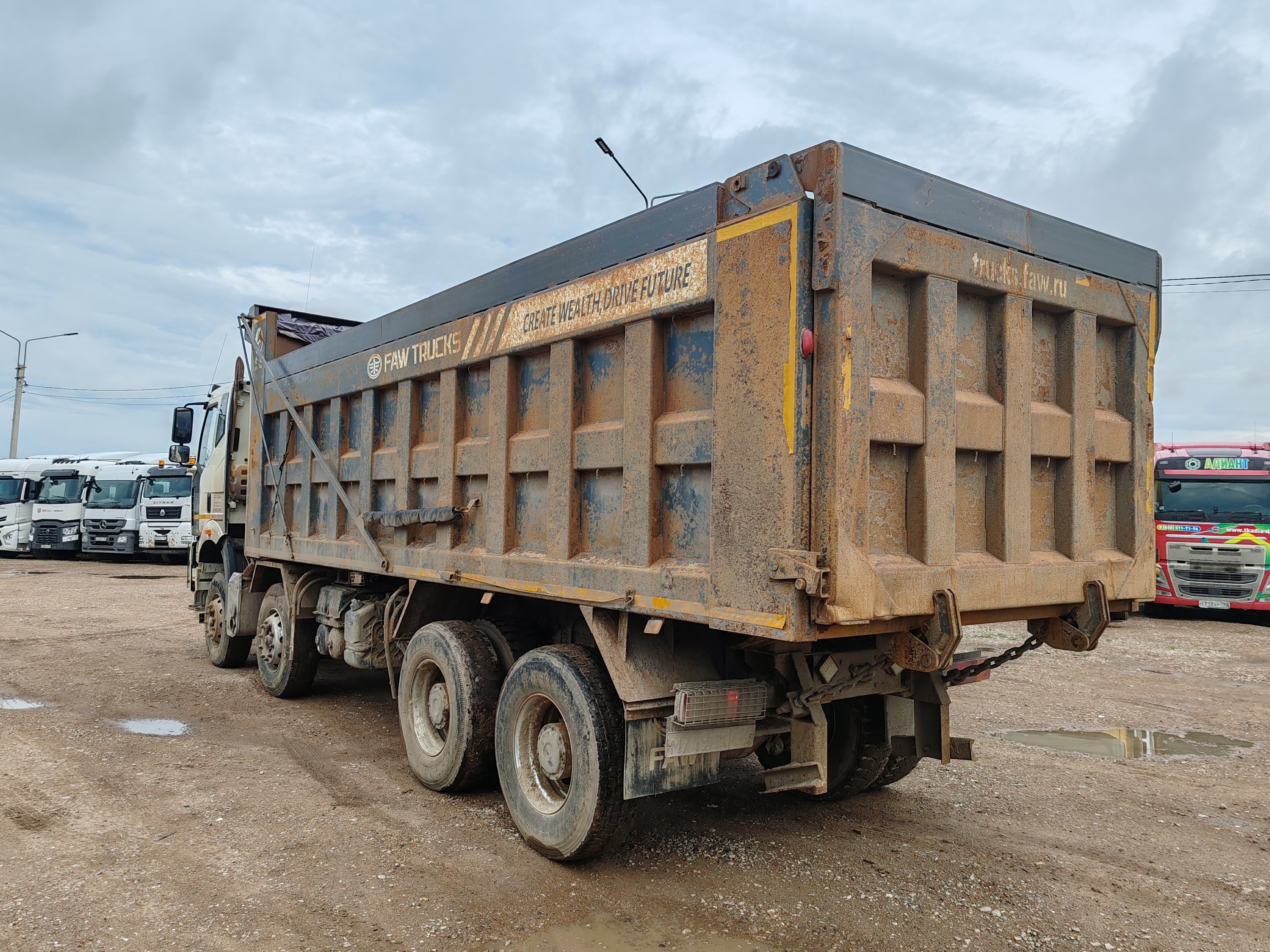 FAW J6 8x4 Самосвал 2022 г. - фото 9