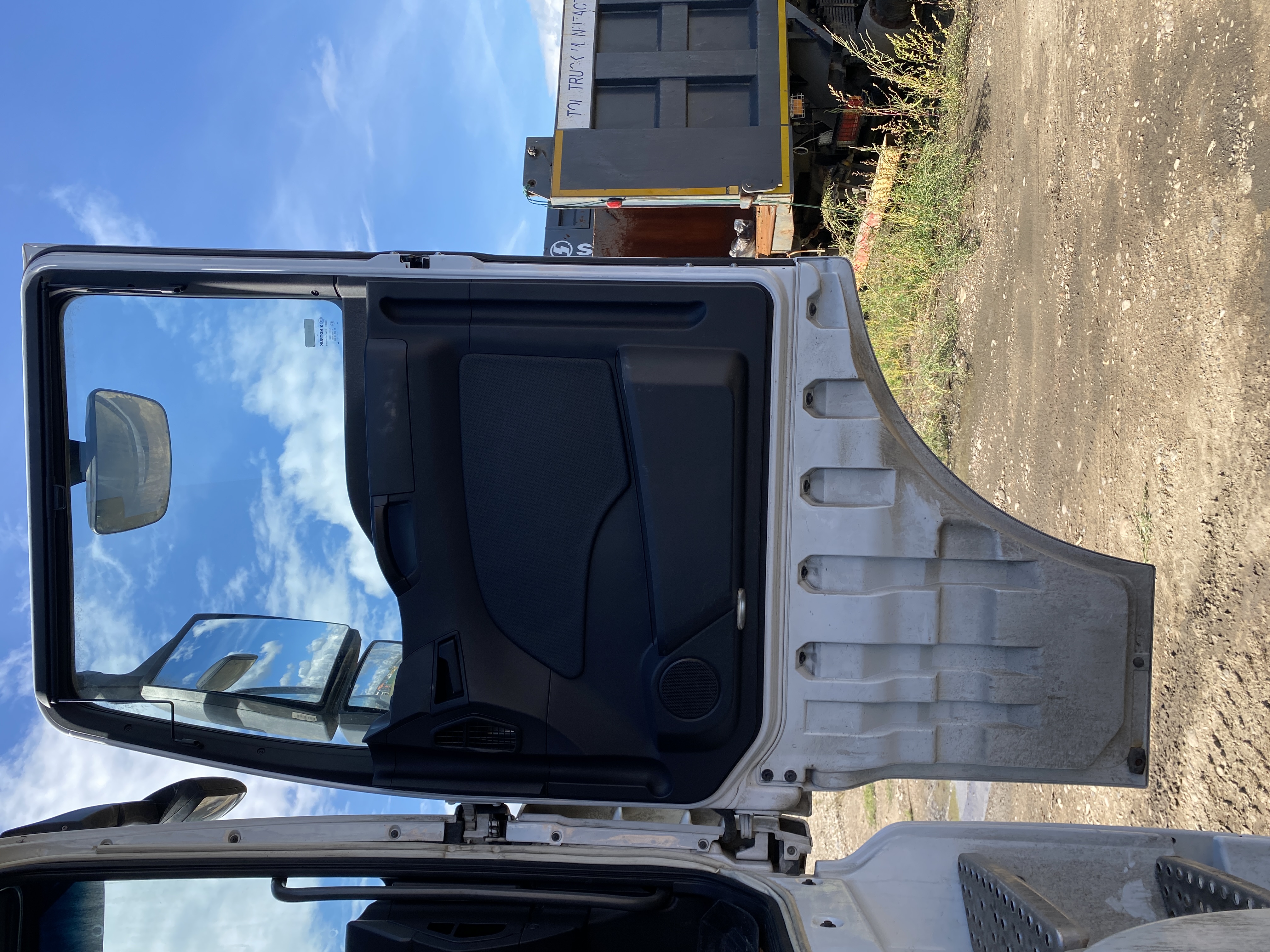 SITRAK C7H 4x2 Седельный тягач 2023 г. - фото 9