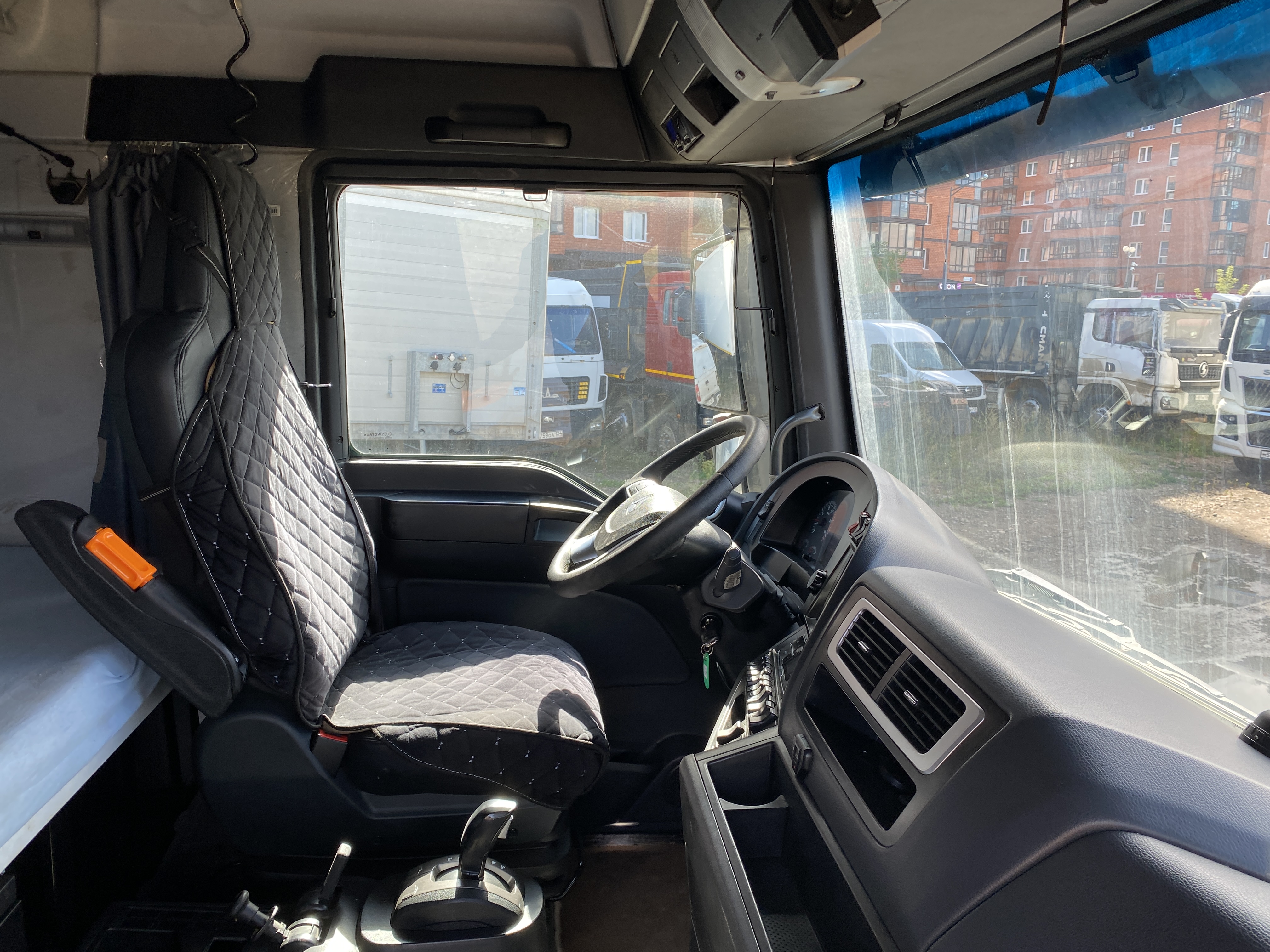 SITRAK C7H 4x2 Седельный тягач 2023 г. - фото 13