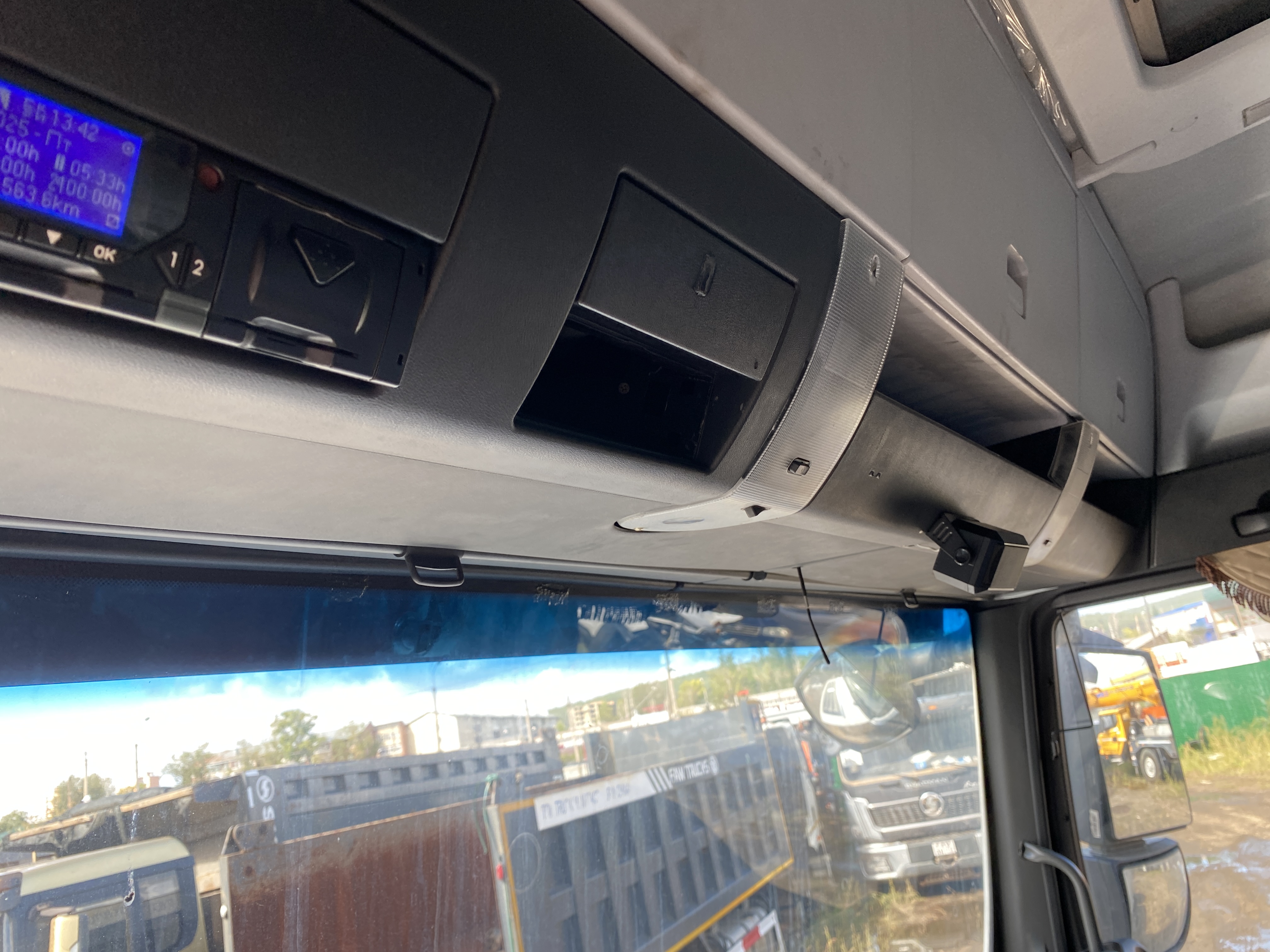 SITRAK C7H 4x2 Седельный тягач 2023 г. - фото 16