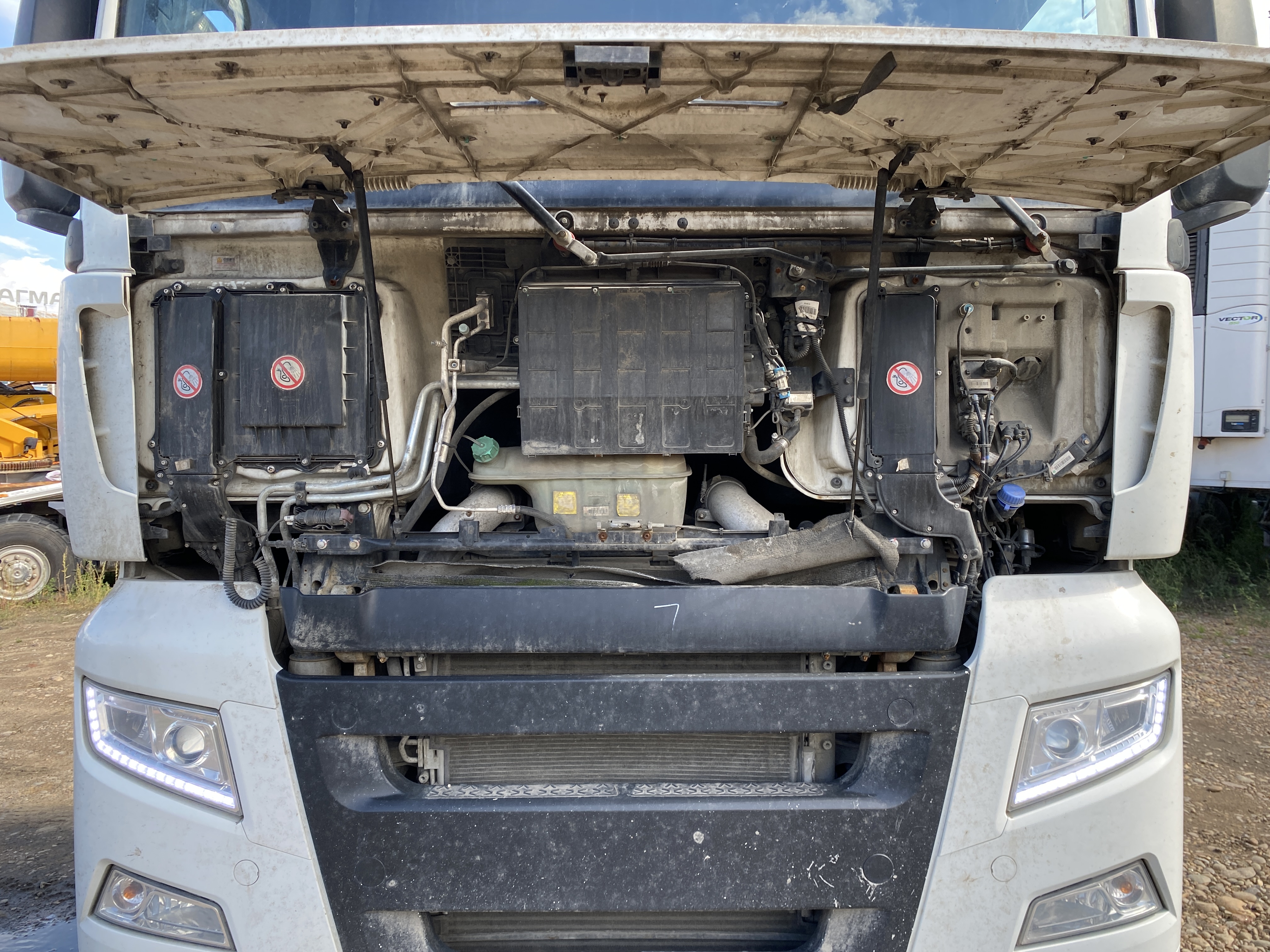 SITRAK C7H 4x2 Седельный тягач 2023 г. - фото 20