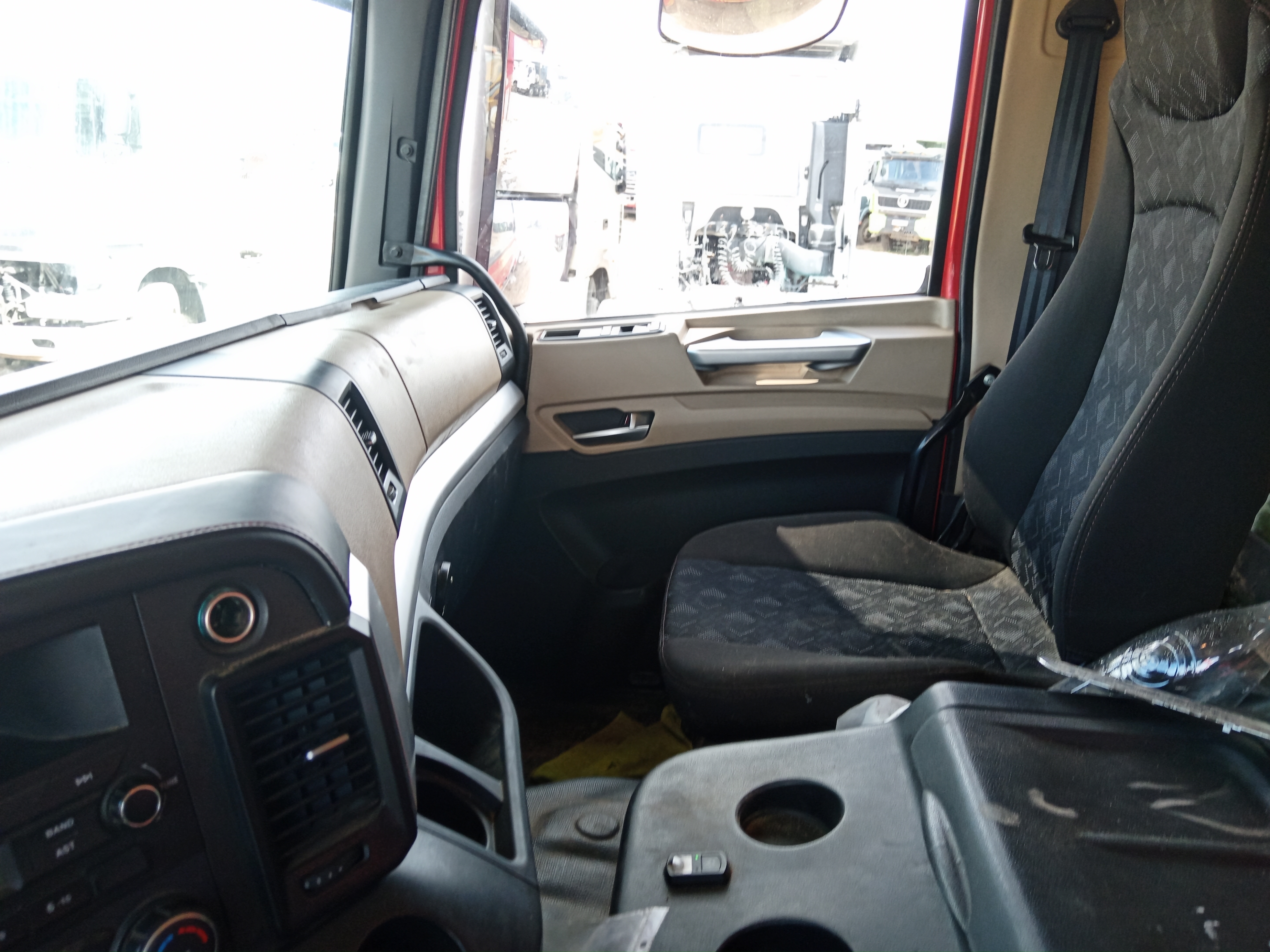 JAC N410 8x4 Самосвал 2022 г. - фото 13