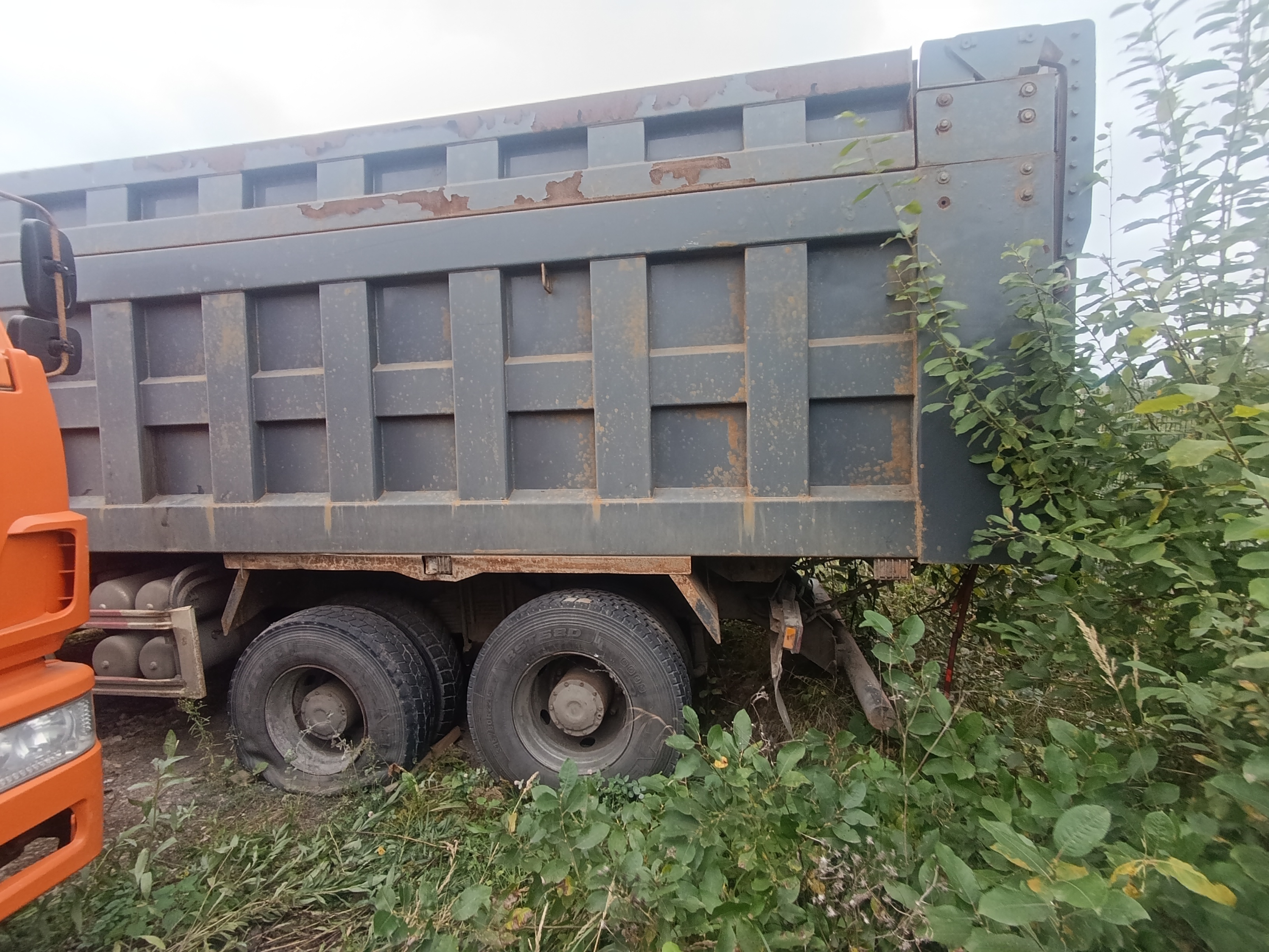 Shacman (Shaanxi) SX* 8x4 Самосвал 2022 г. - фото 8