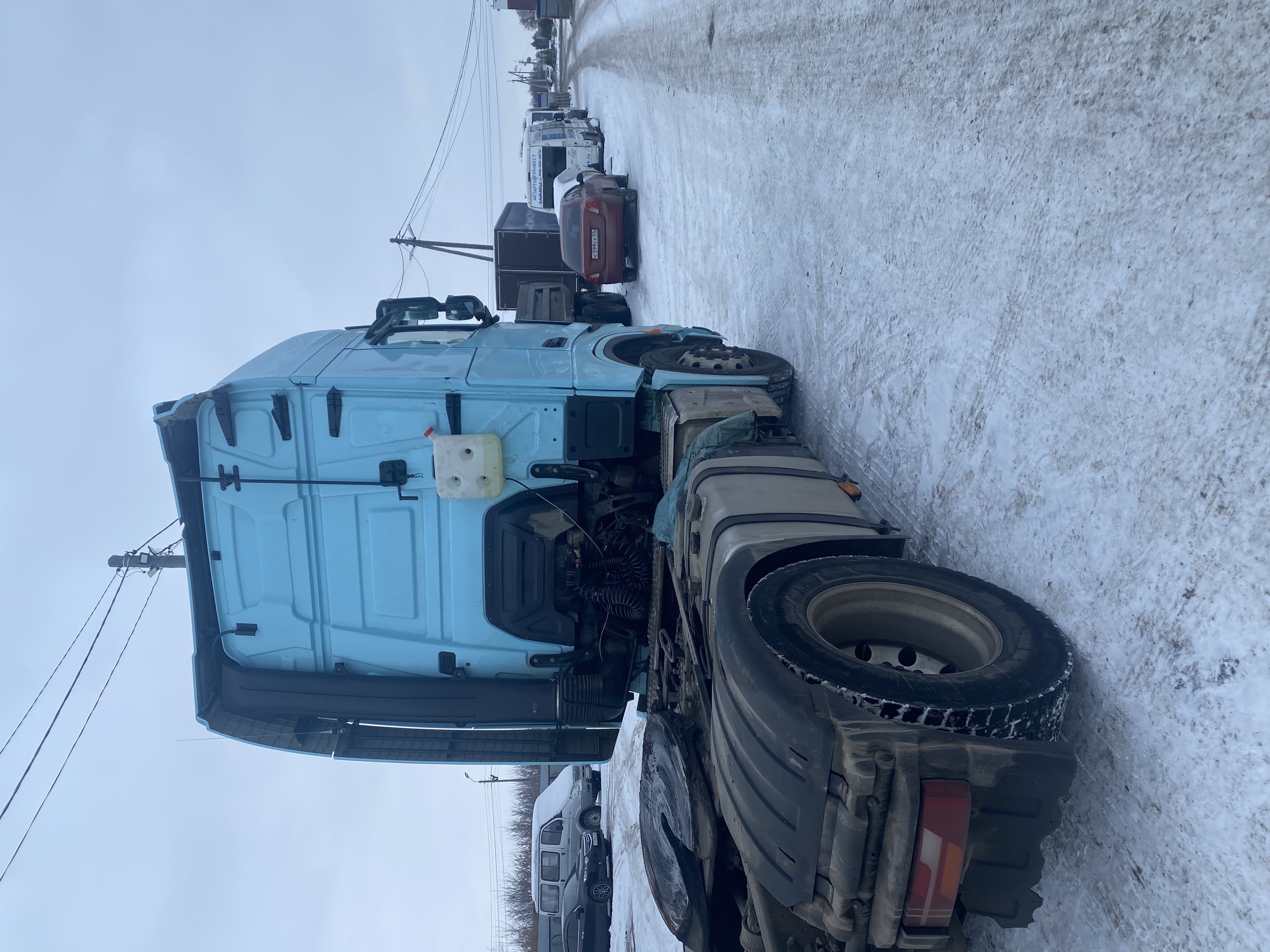 Shacman (Shaanxi) SX* 4x2 Седельный тягач 2023 г. - фото 4