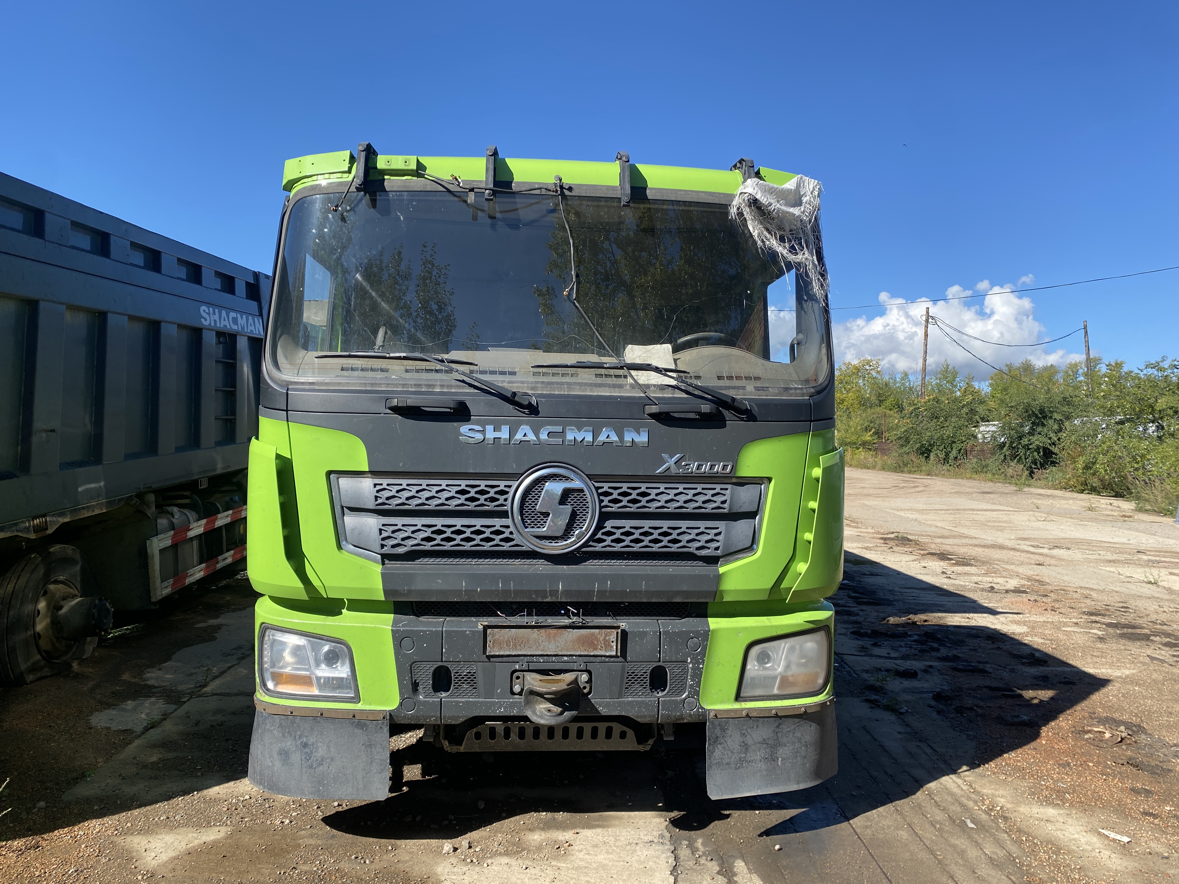 Shacman (Shaanxi) SX* 8x4 Самосвал 2023 г.