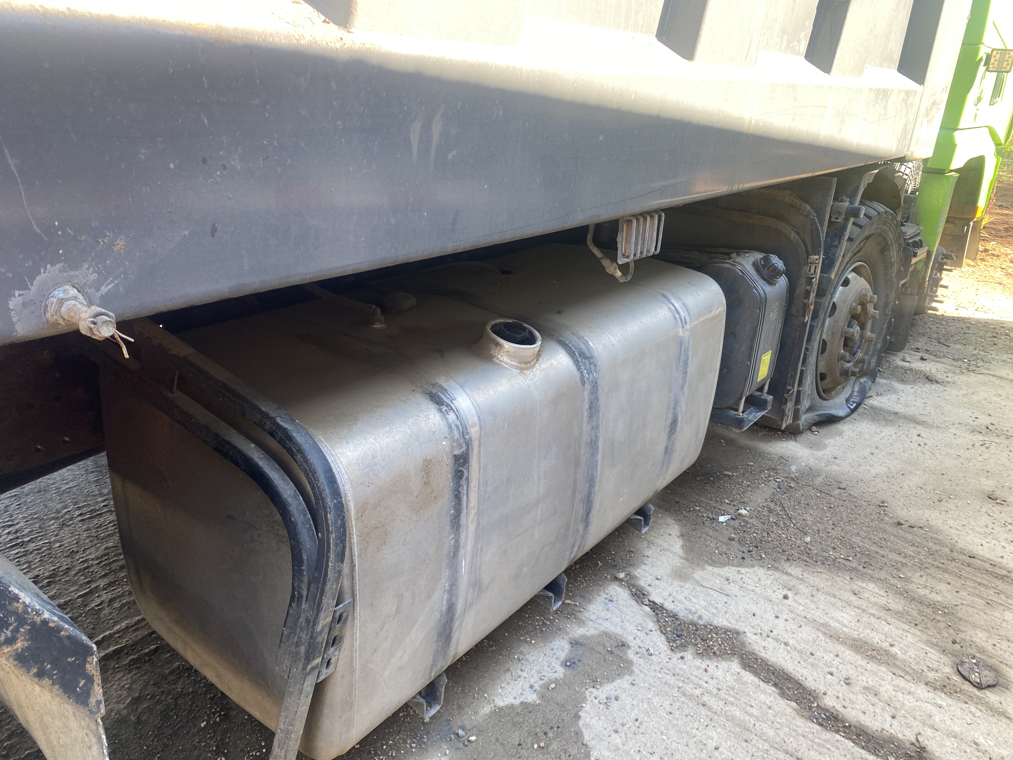 Shacman (Shaanxi) SX* 8x4 Самосвал 2023 г. - фото 16