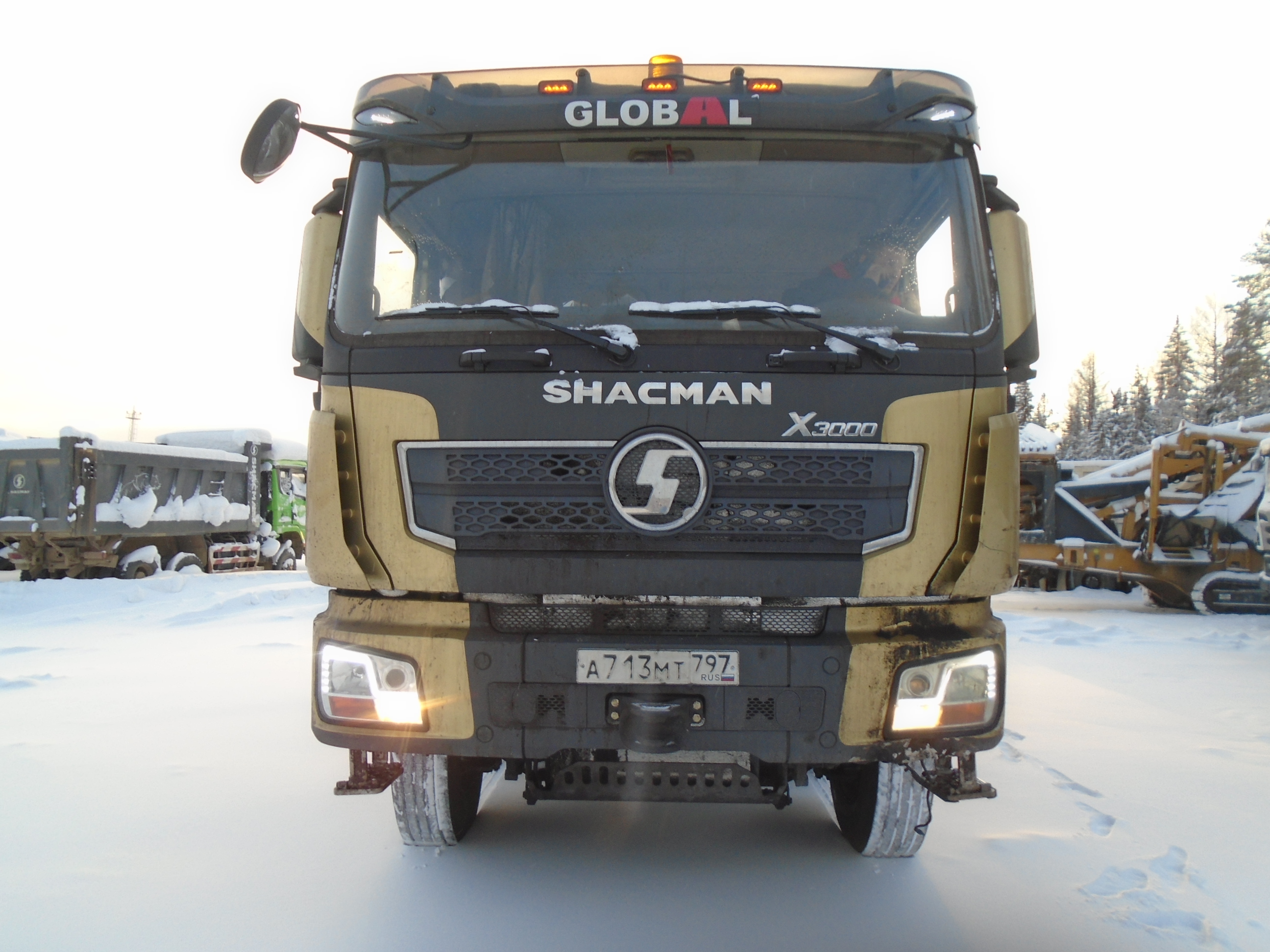 Shacman (Shaanxi) SX* 8x4 Самосвал 2022 г.