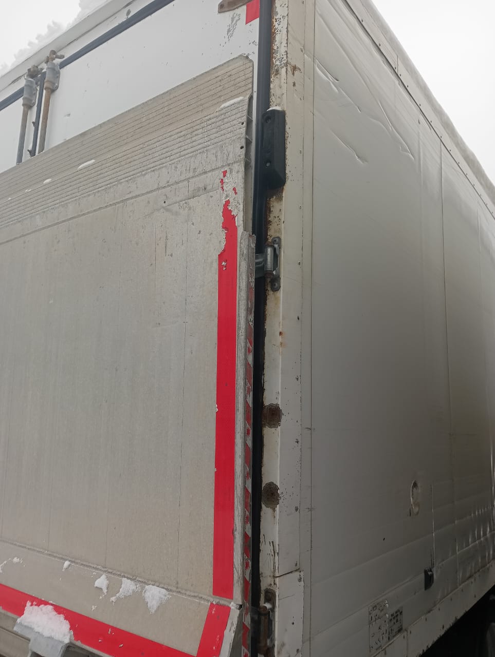 Луидор-Тюнинг 3010* на шасси GAZ GAZON NEXT Изотермический/рефрижератор с гидробортом_не актуально 2018 г. - фото 11