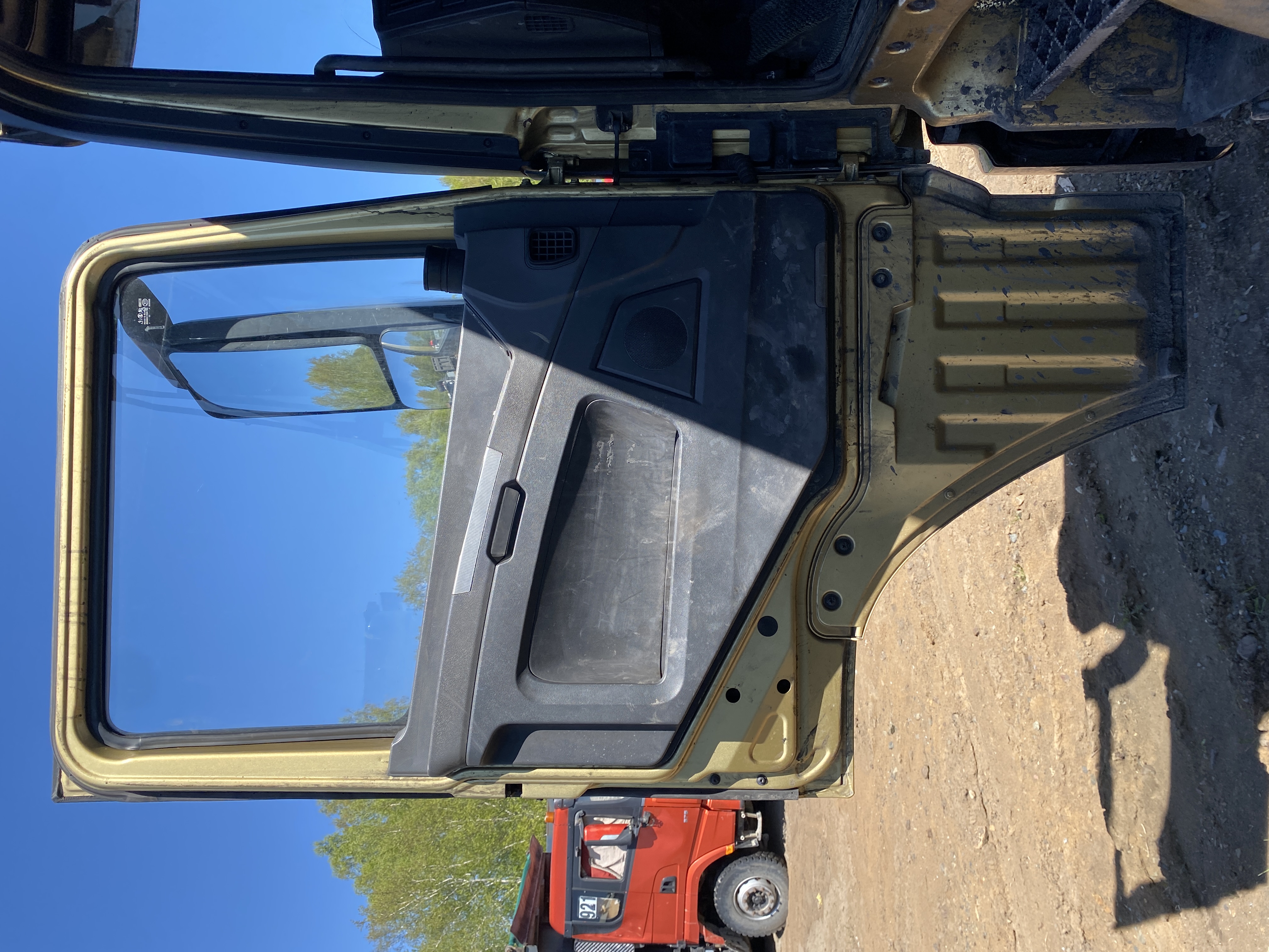 Shacman (Shaanxi) SX* 8x4 Самосвал 2023 г. - фото 7