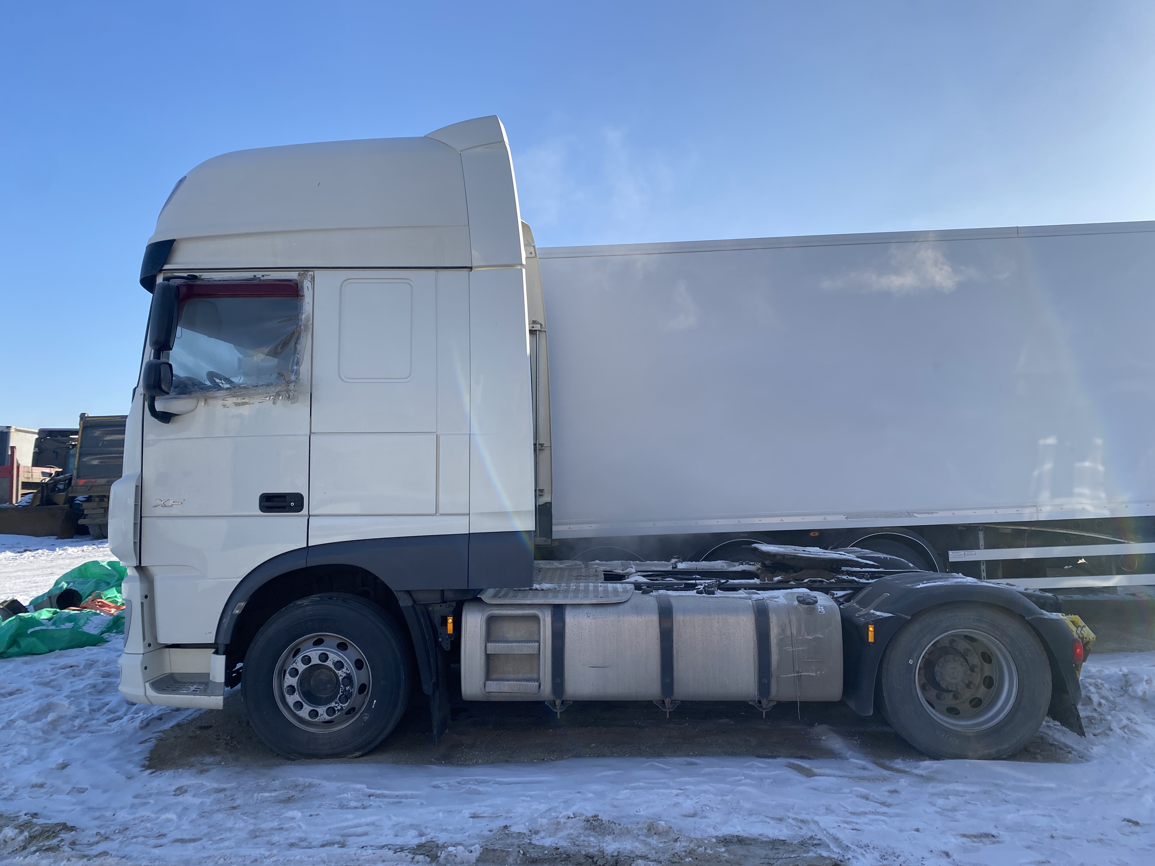 DAF XF 4x2 Седельный тягач 2021 г. - фото 3