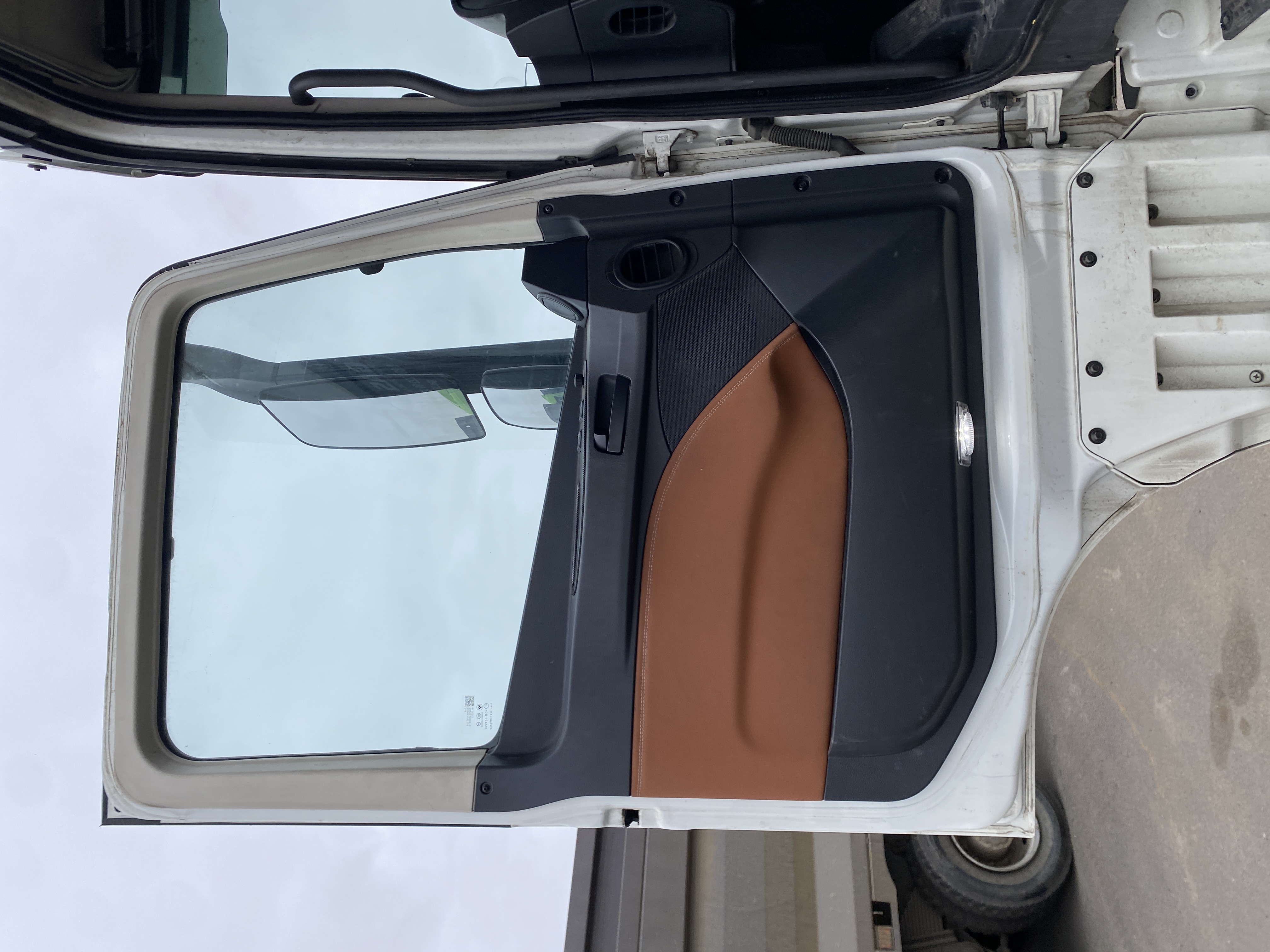 Foton AUMAN 4x2 Седельный тягач 2023 г. - фото 9