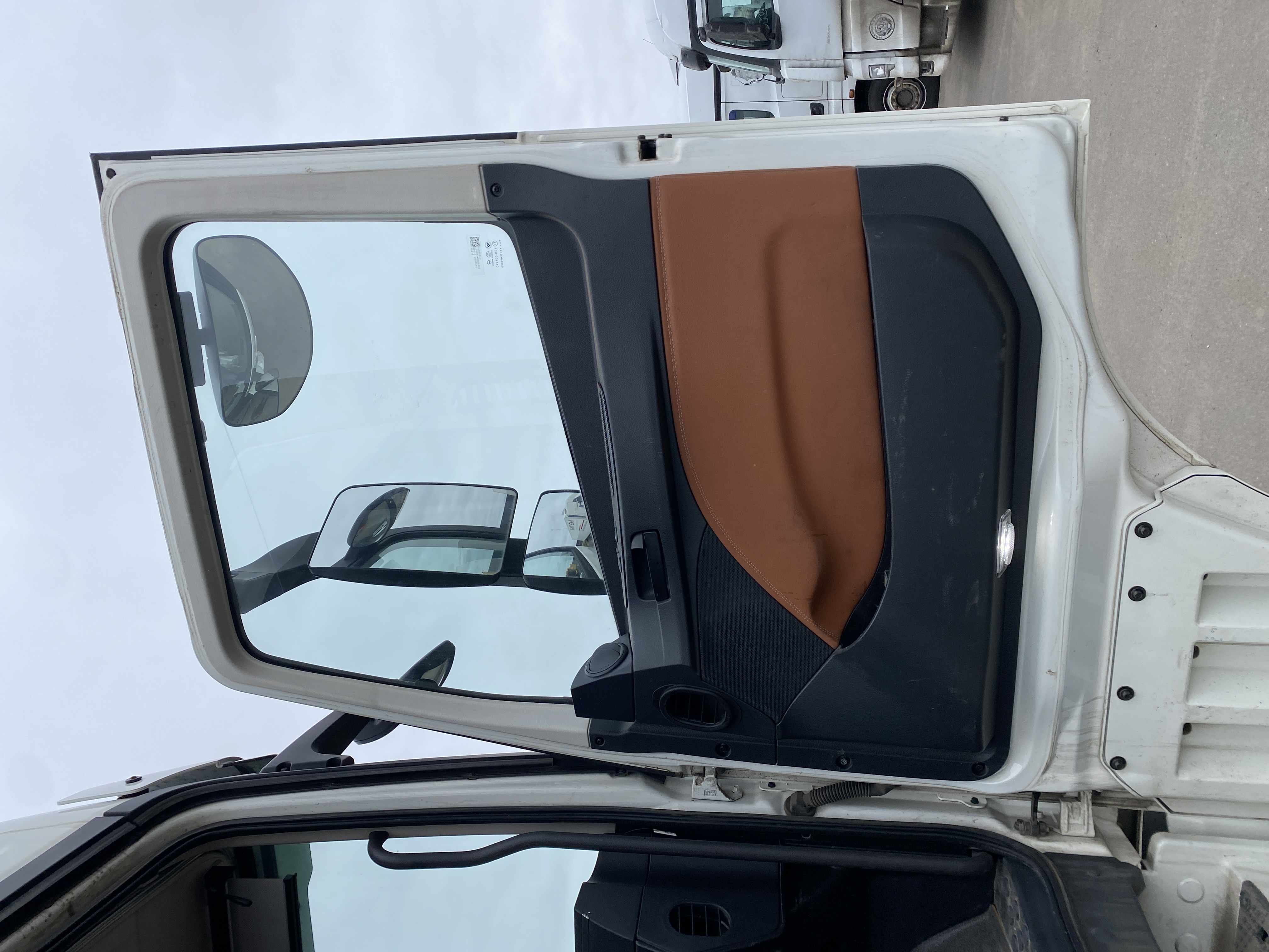 Foton AUMAN 4x2 Седельный тягач 2023 г. - фото 10